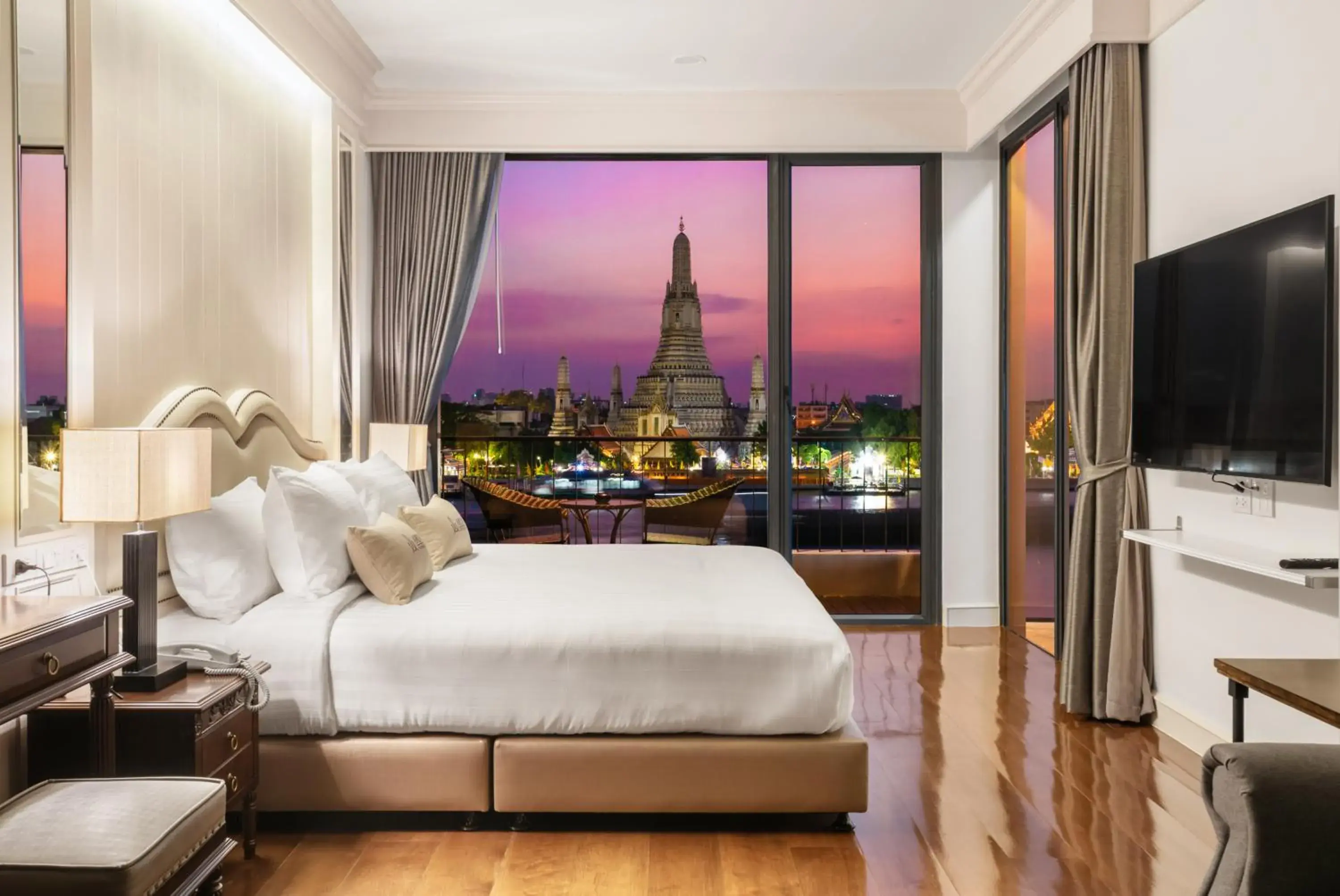 Bed in ARUN Riverside Bangkok