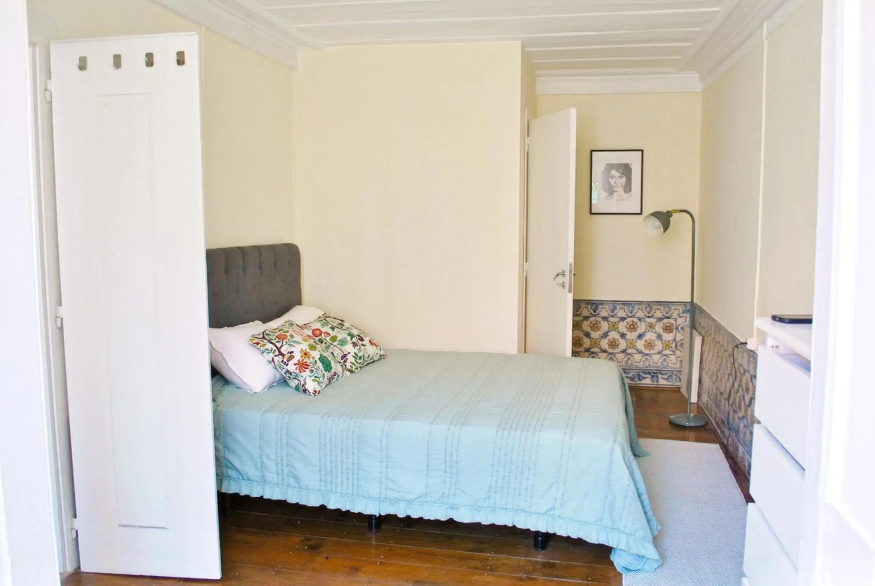 Bed in Azulejos Cais Sodré B&B Bed in Azulejos Cais Sodré B&B