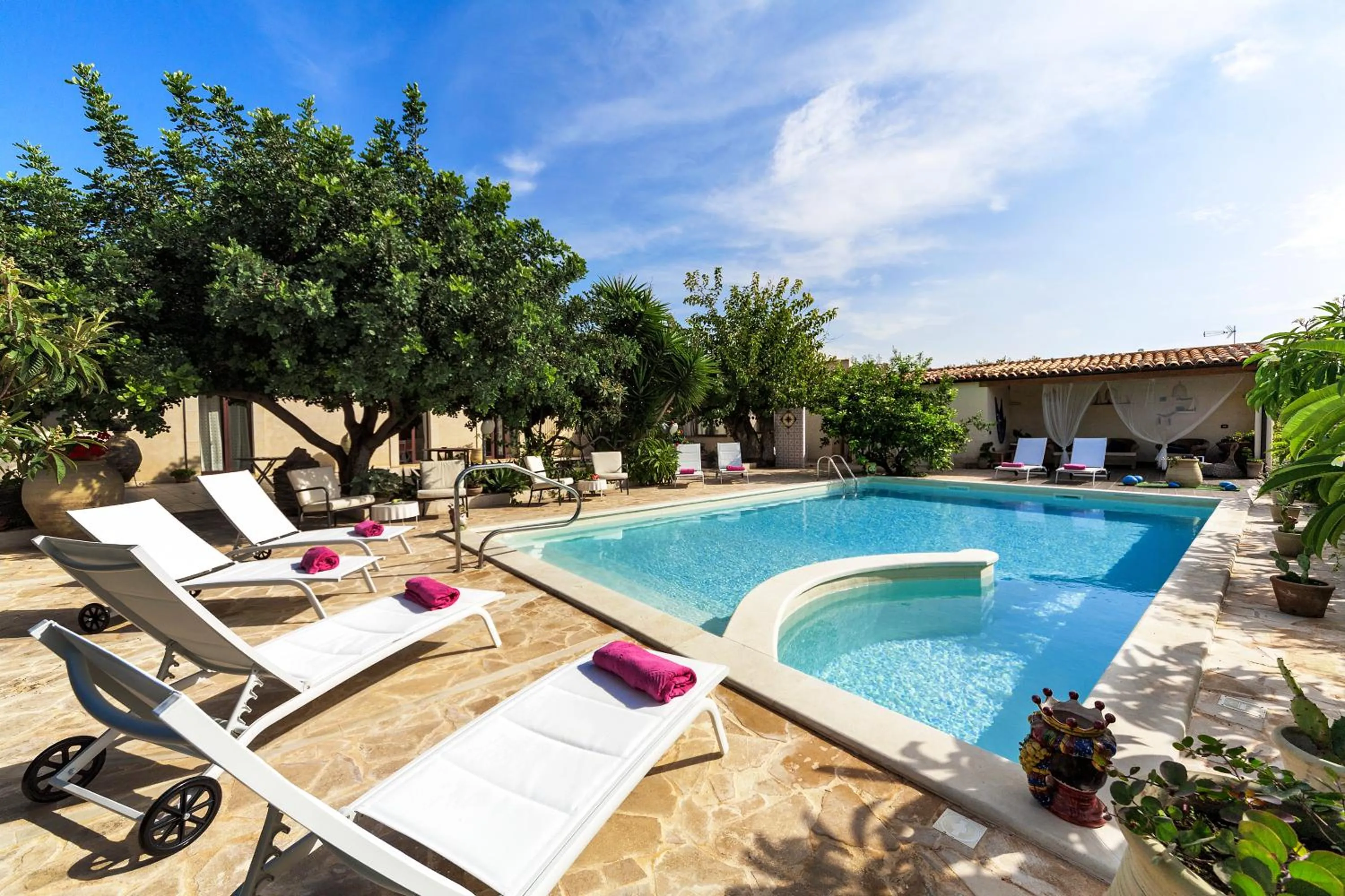 Villa U Marchisi B&B