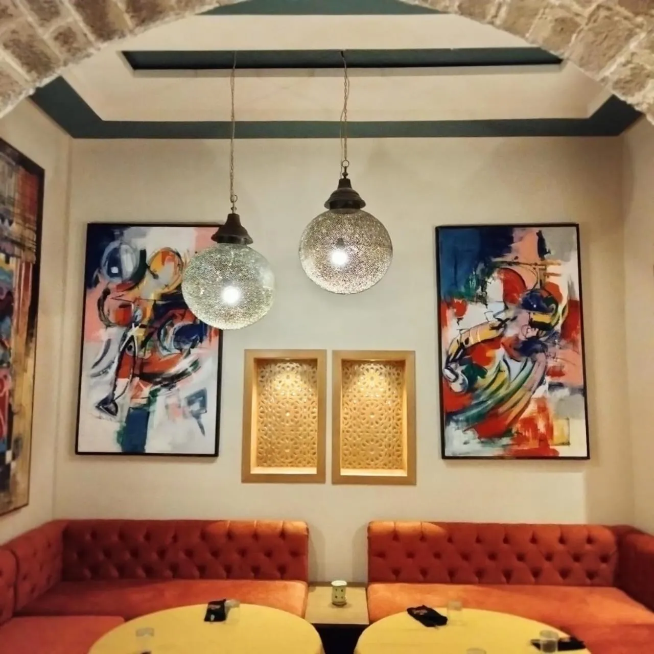 Restaurant/places to eat in Hôtel Mechouar Plaza