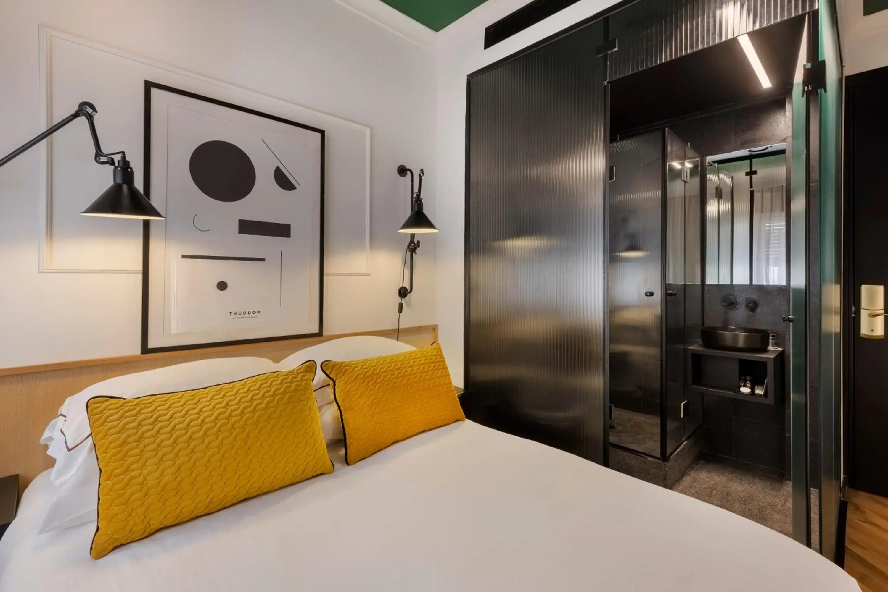 Solo Room in Theodor Brown Rothschild Tel-Aviv, a member of Brown Hotels Solo Room in Theodor Brown Rothschild Tel-Aviv, a member of Brown Hotels