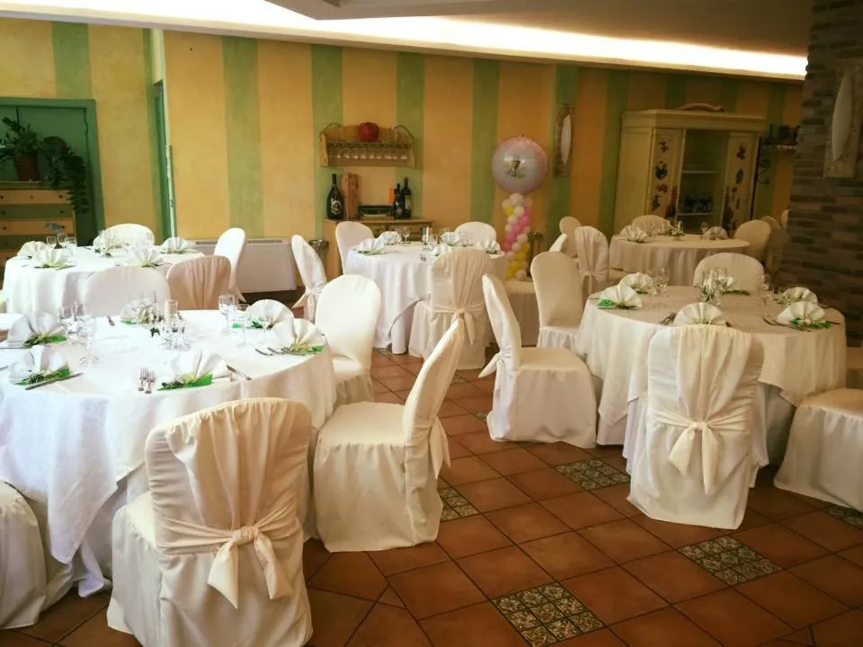 Restaurant/places to eat in Albergo Conca D'Oro