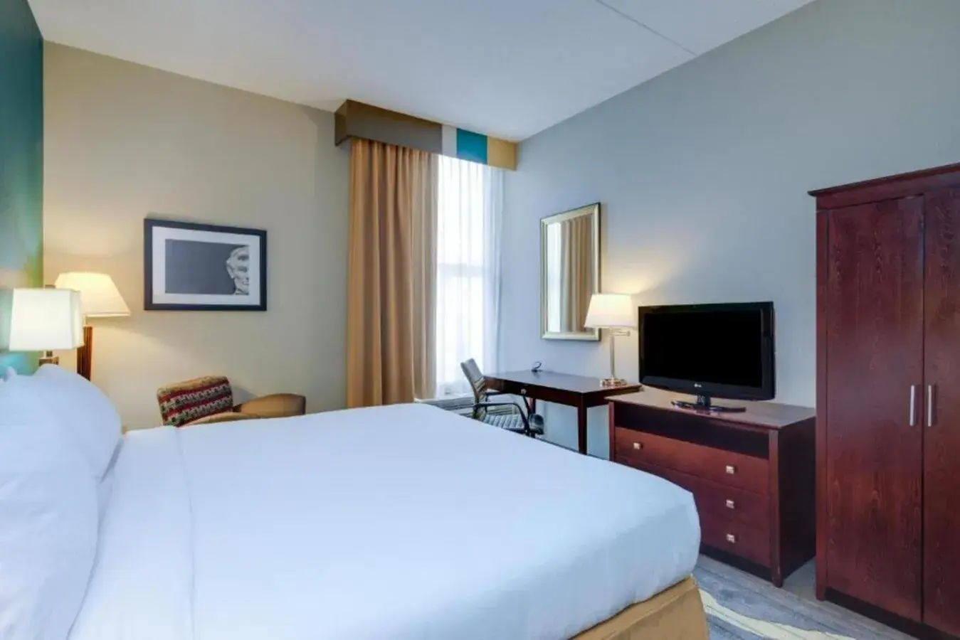 Standard Room - single occupancy in Holiday Inn Express Washington DC East- Andrews AFB by IHG Standard Room - single occupancy in Holiday Inn Express Washington DC East- Andrews AFB by IHG