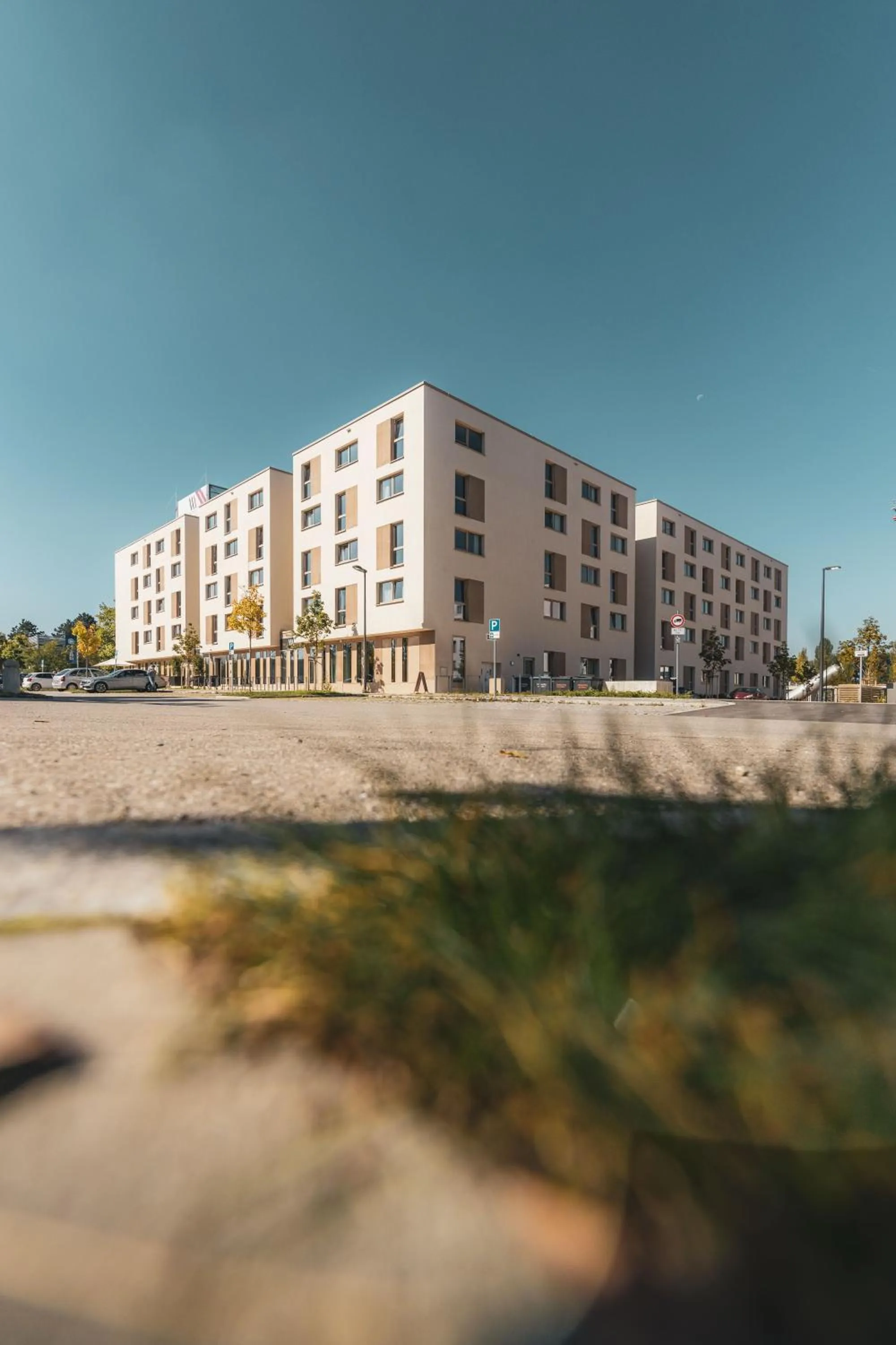 Property building in MASEVEN München Messe Dornach