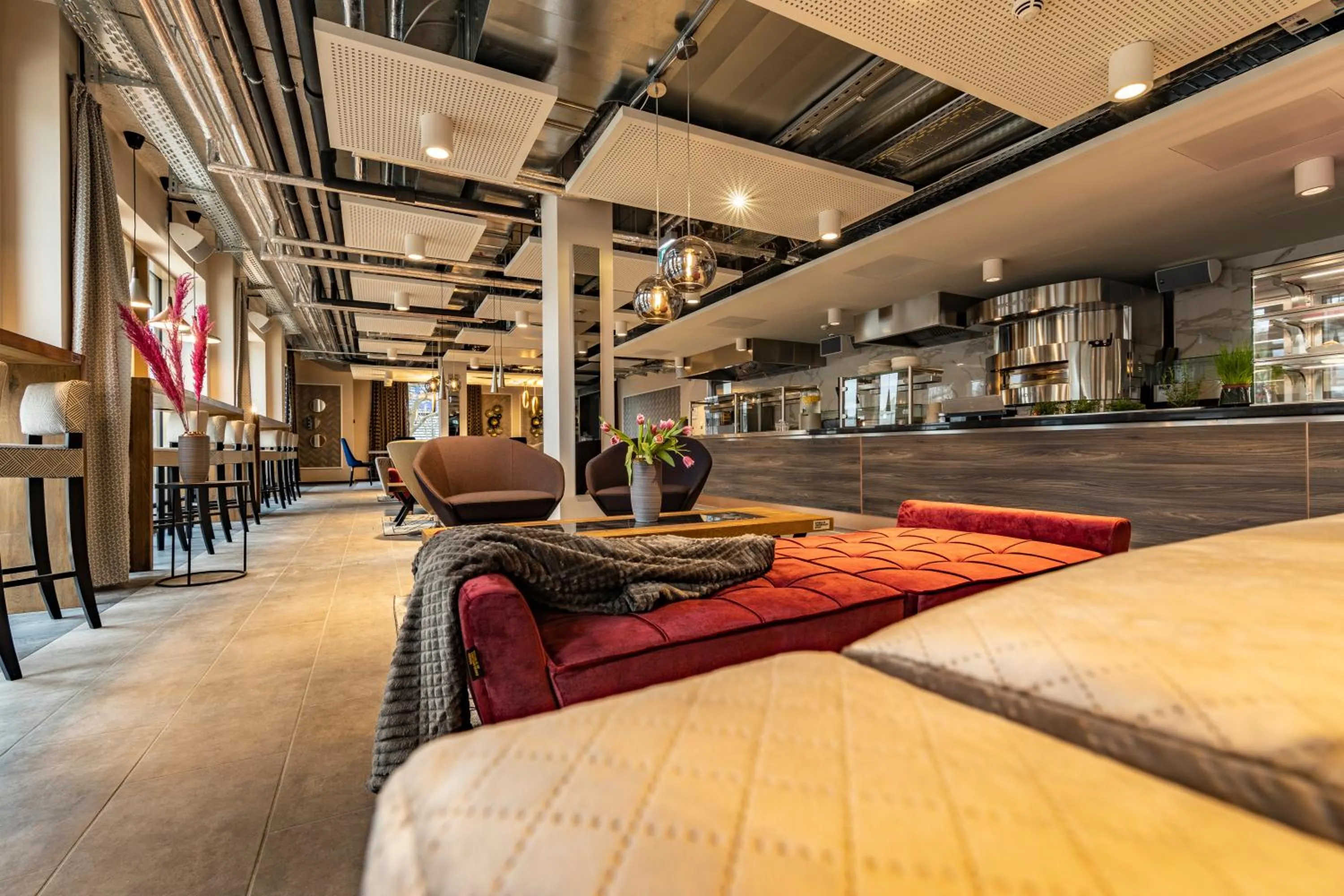 Restaurant/places to eat in MASEVEN München Messe Dornach