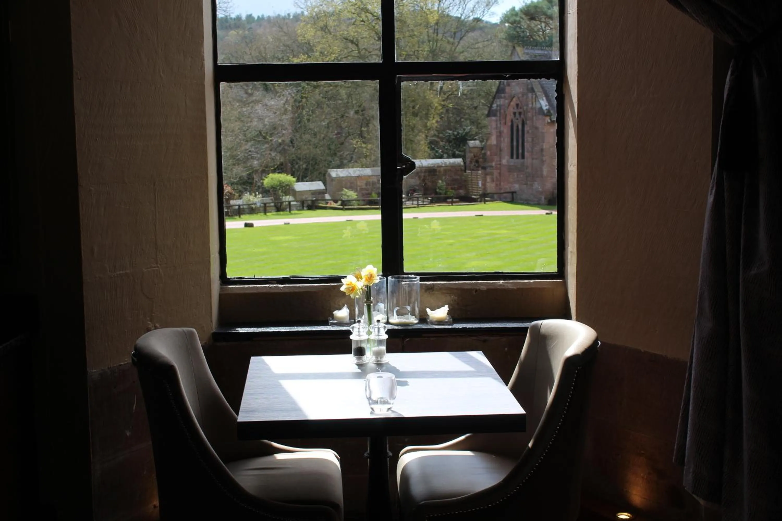 Restaurant/places to eat in Peckforton Castle