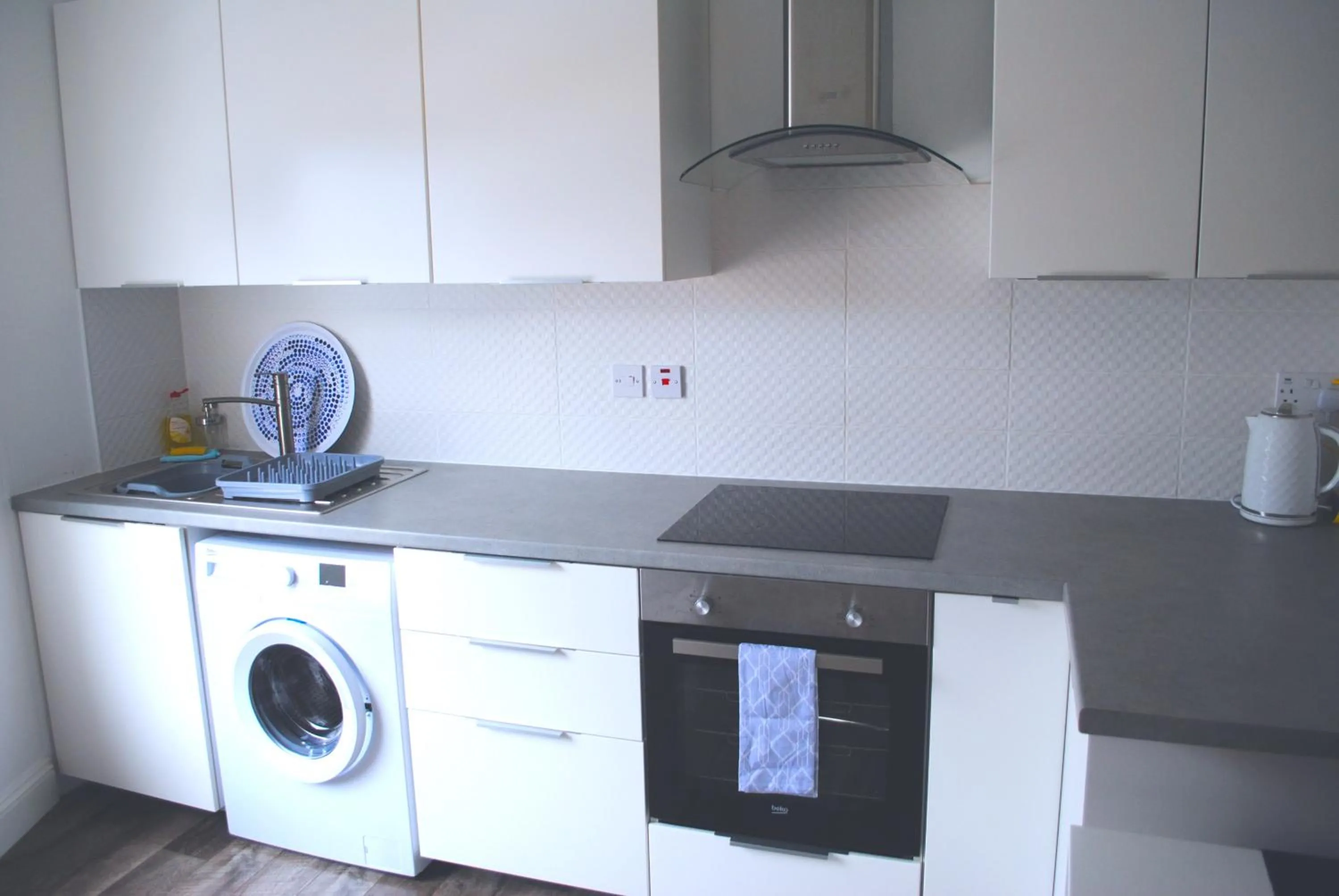 Kitchen or kitchenette in Bellevue Apartment
