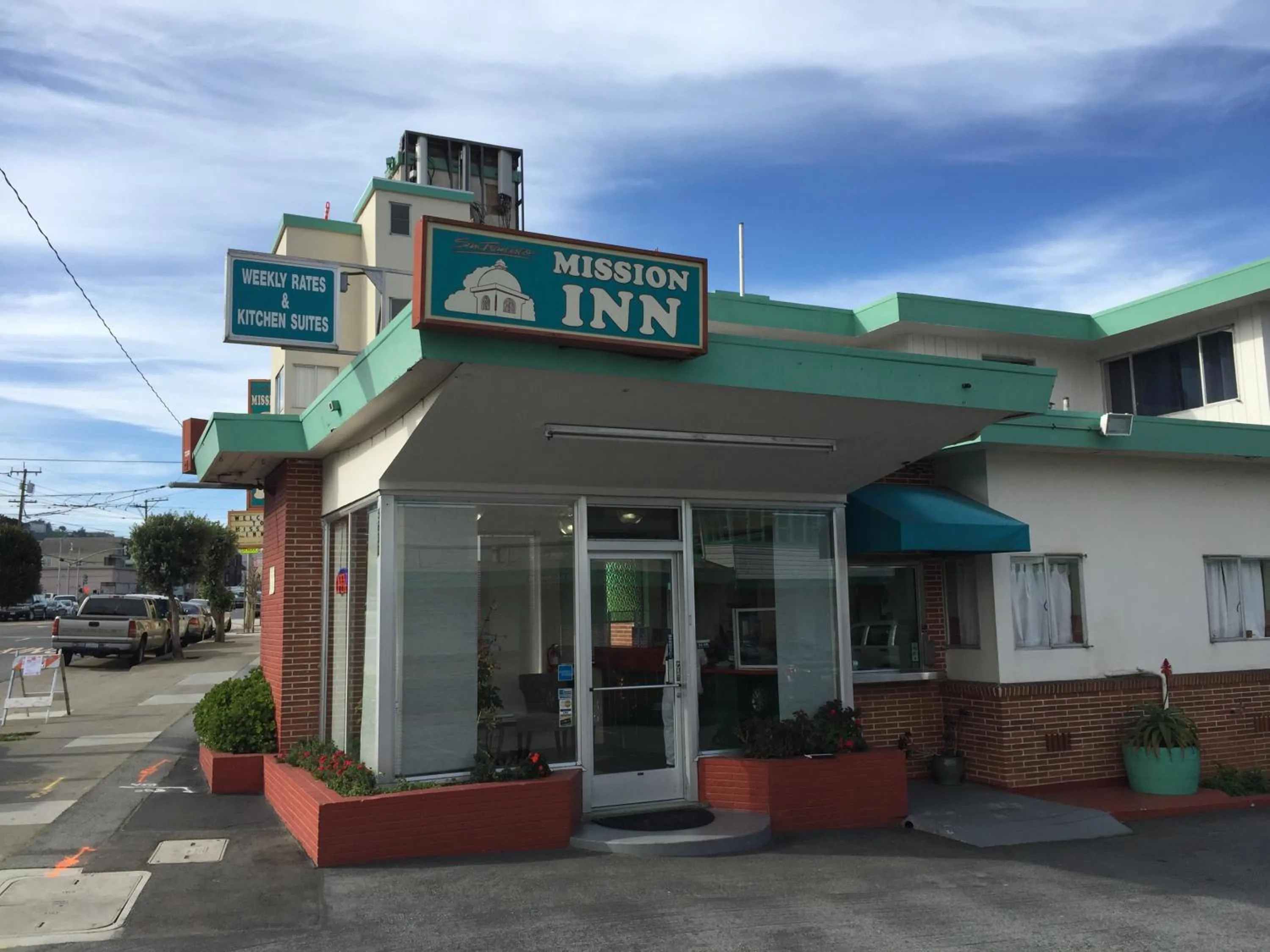 Facade/entrance in Mission Inn