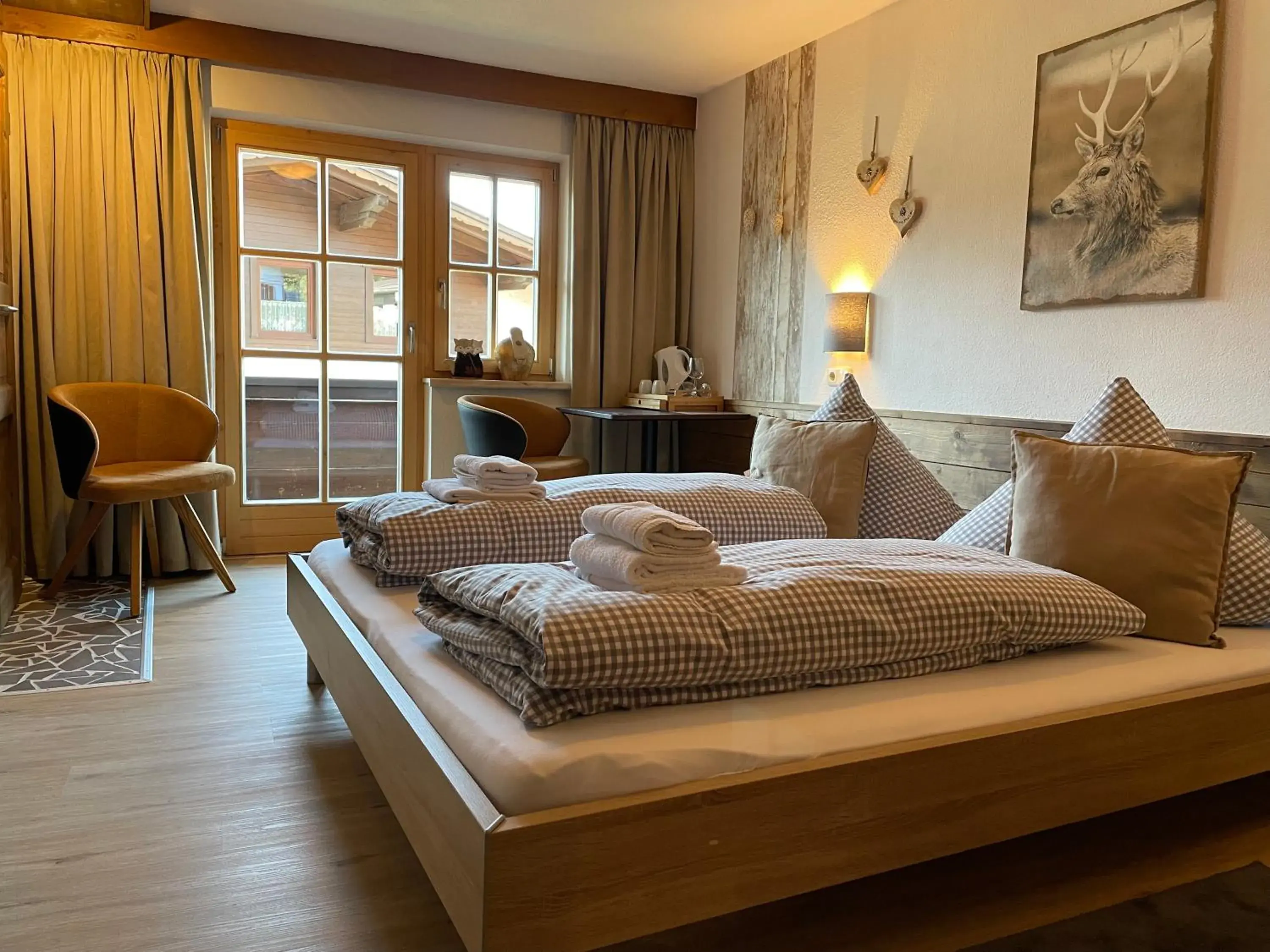 Double Room with Balcony in Haus Tirol Ehrwald Double Room with Balcony in Haus Tirol Ehrwald