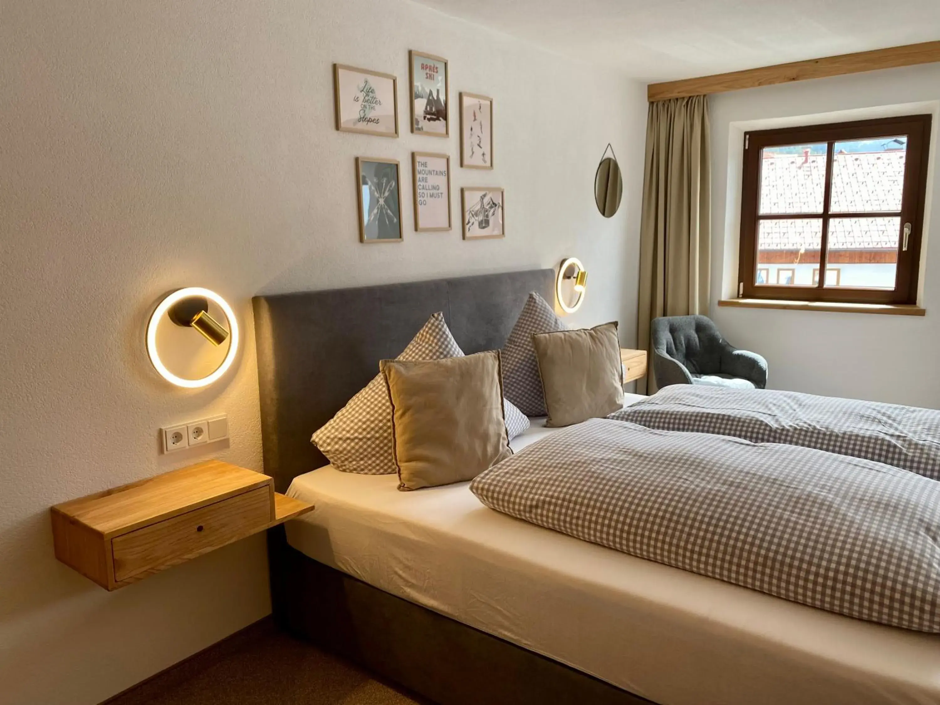 Double Room with Mountain View in Haus Tirol Ehrwald Double Room with Mountain View in Haus Tirol Ehrwald