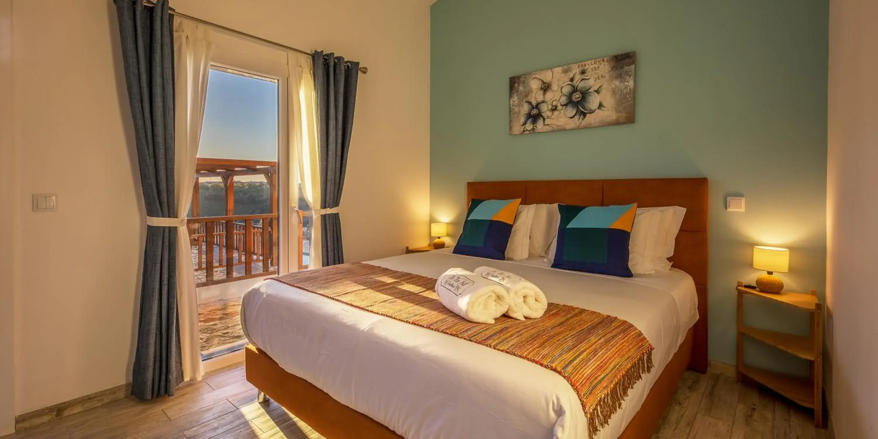 Deluxe Double Room in The Olive Hill Guesthouse Deluxe Double Room in The Olive Hill Guesthouse