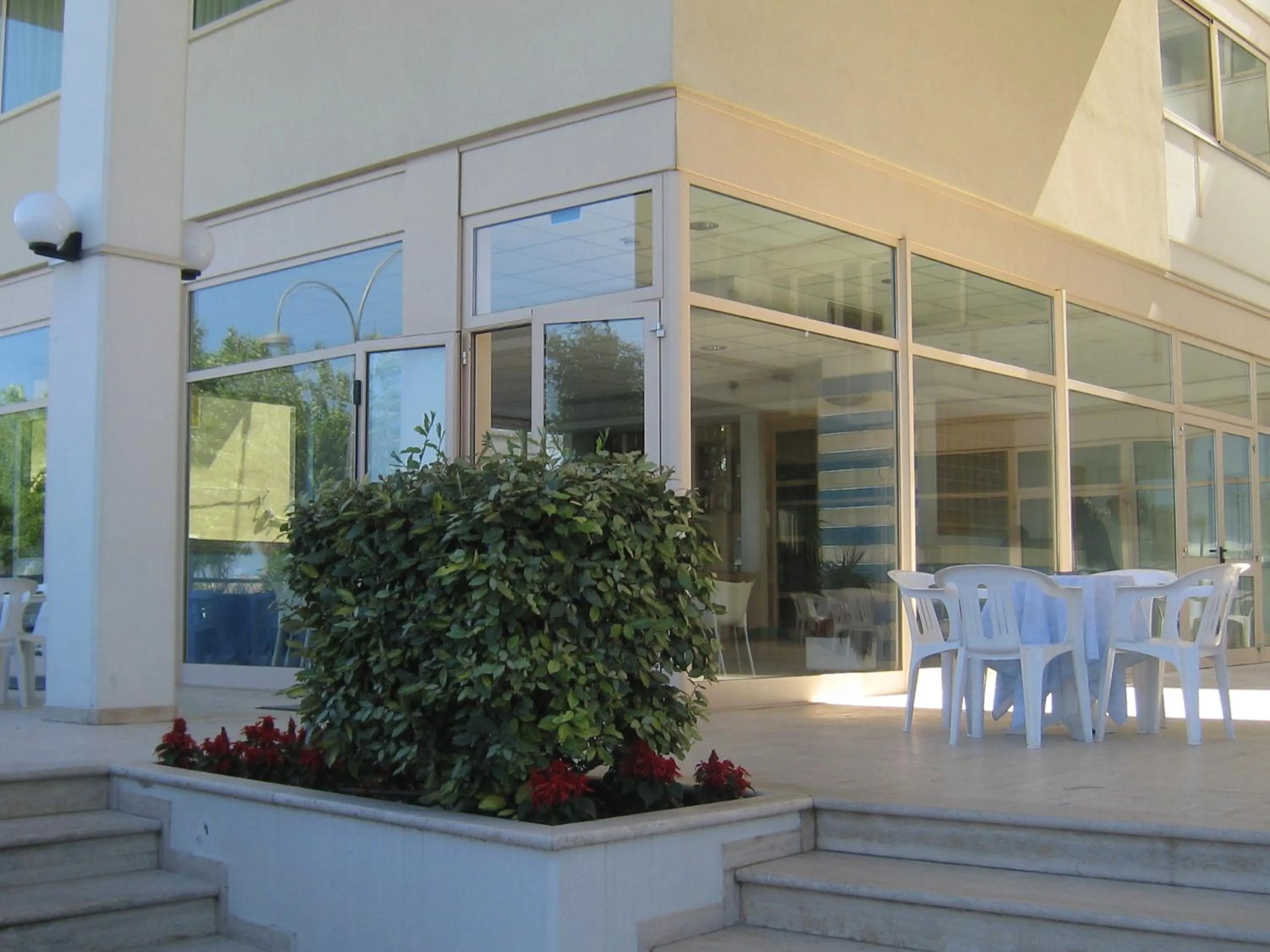 Facade/entrance in Hotel Miramare