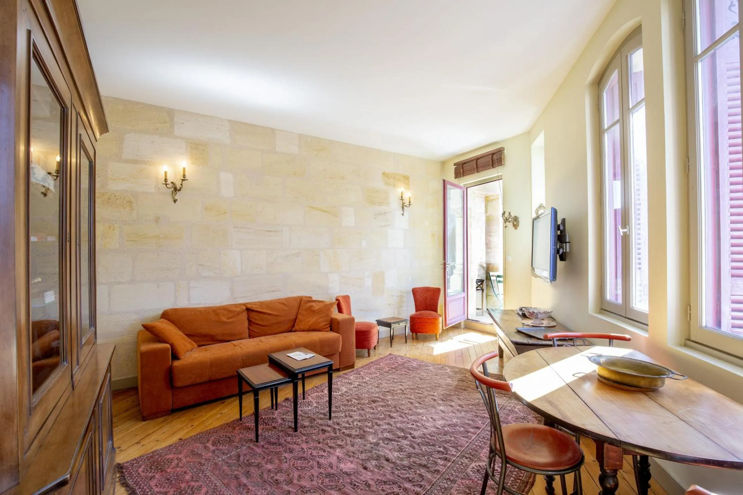 Centre historique, appartement climatisé avec terrasse