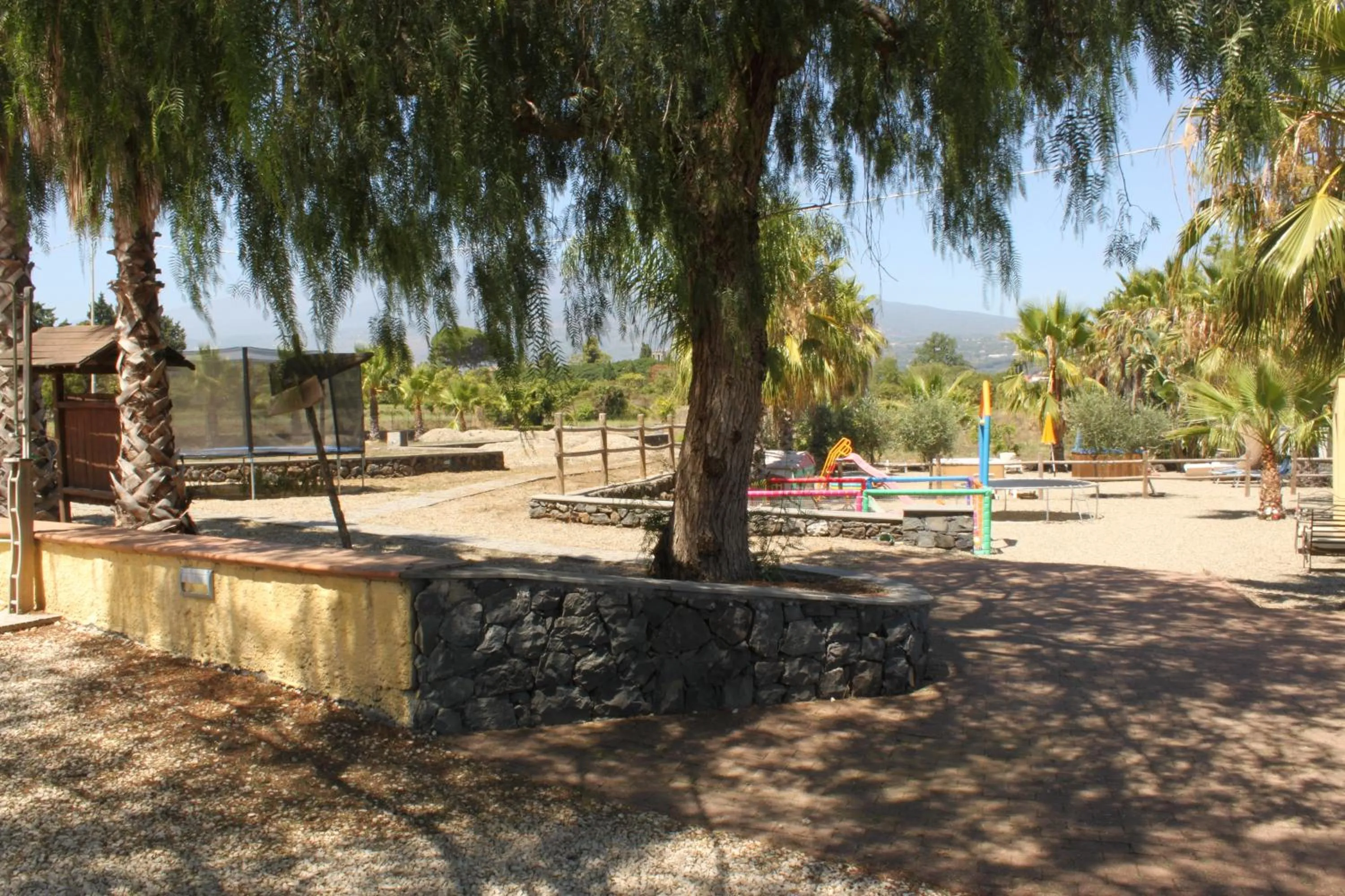 Garden in Oasi Del Fiumefreddo
