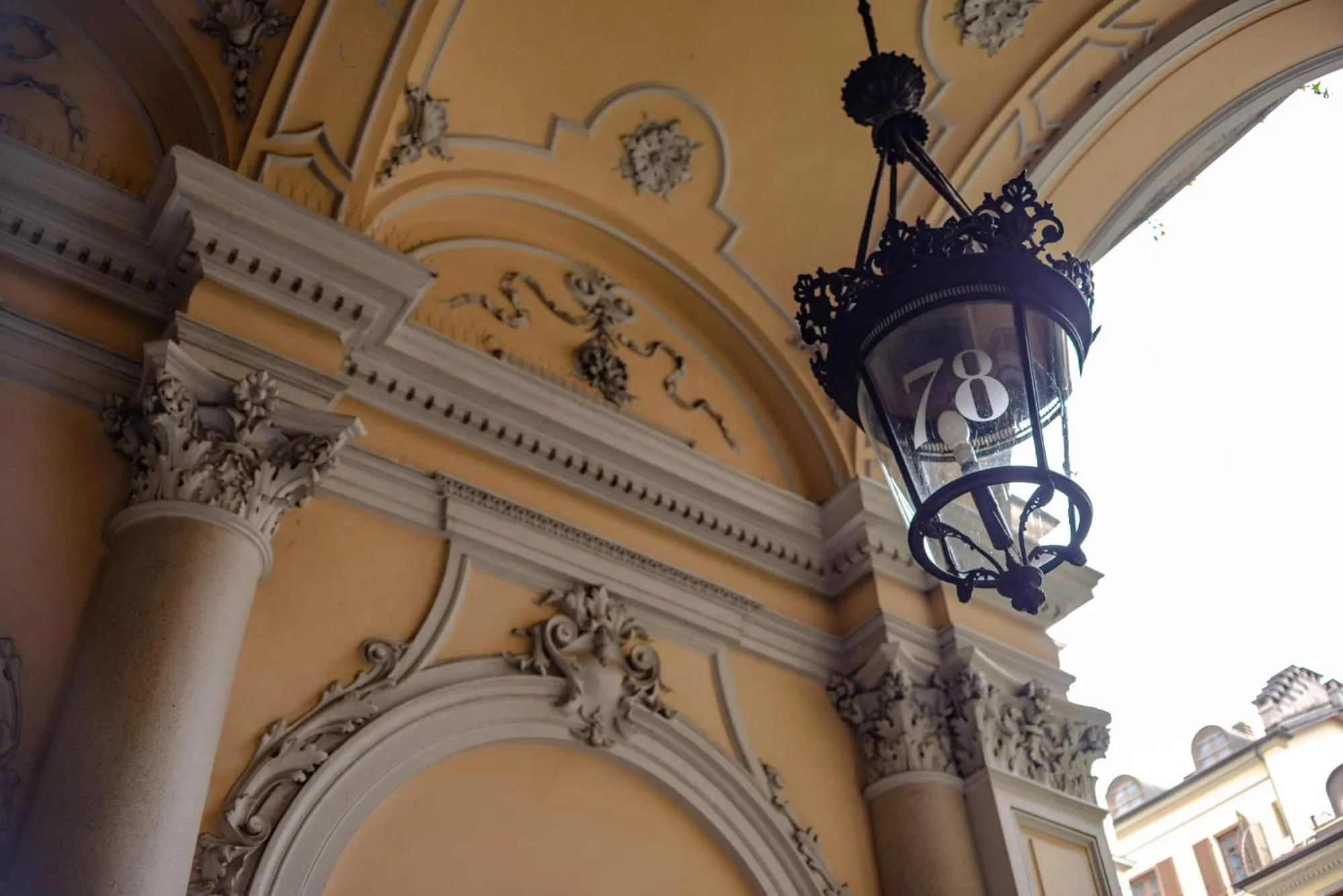 Decorative detail in Re Vittorio