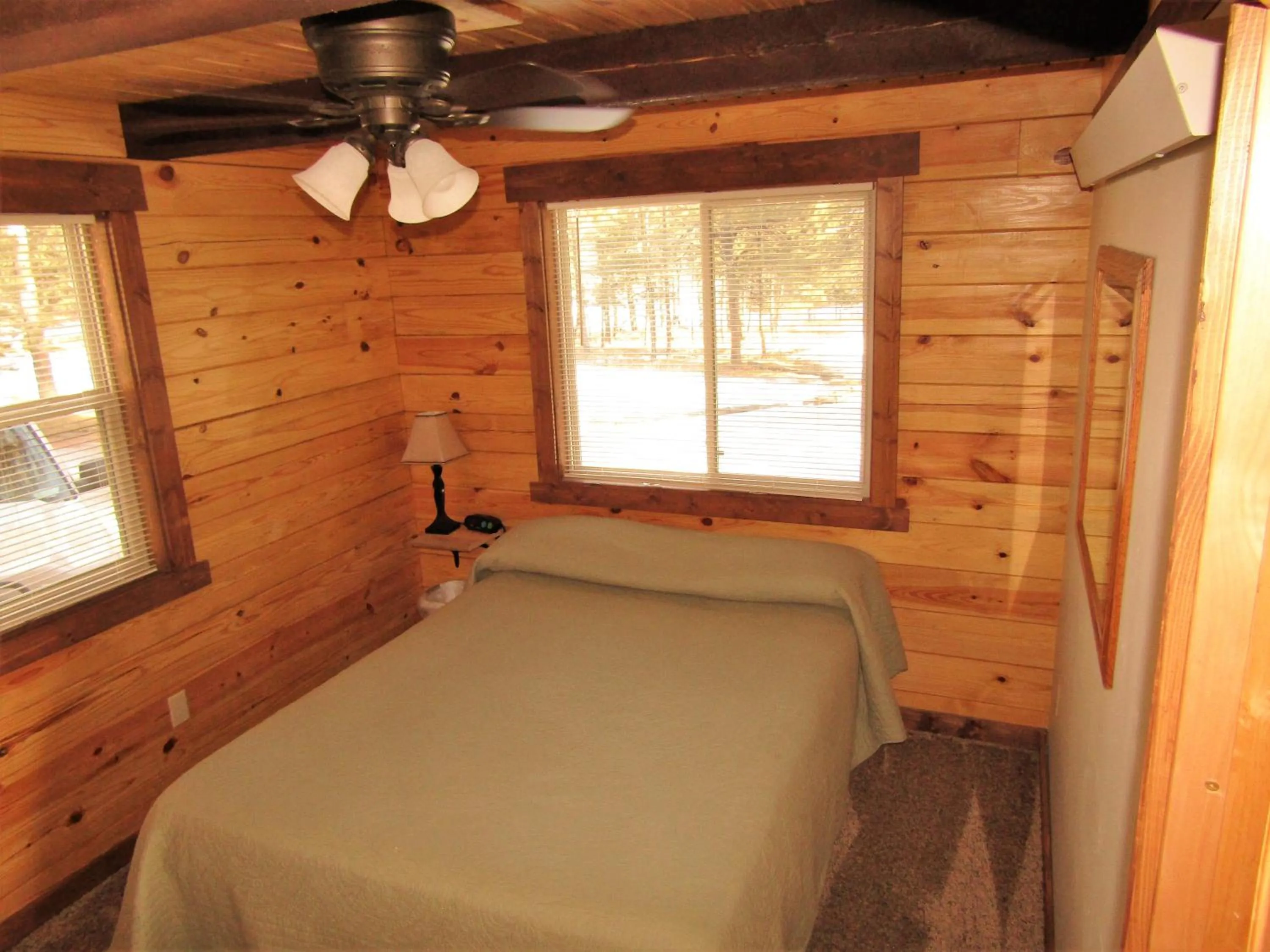 Bed in Freedom Ridge Cabins