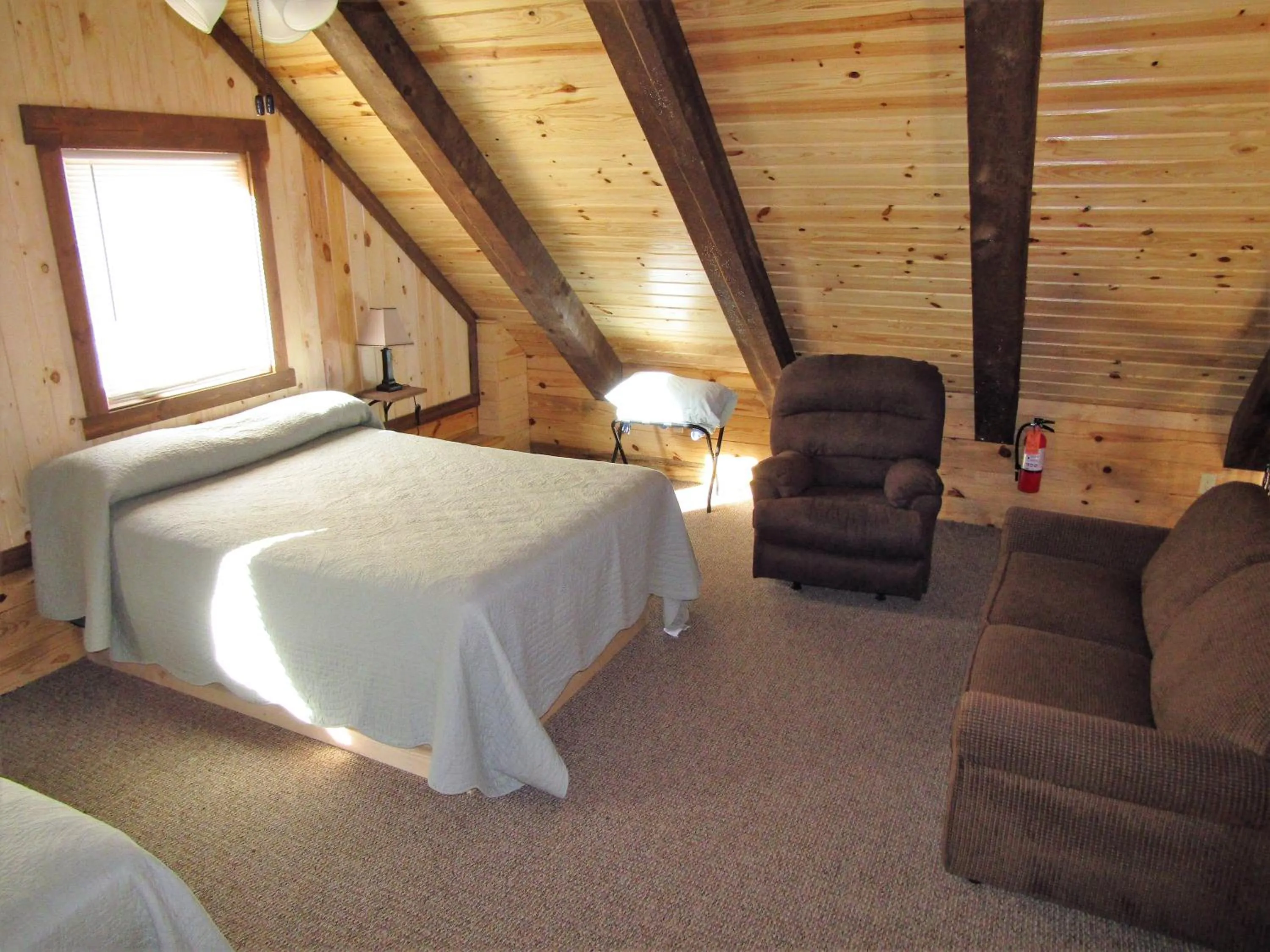 Bed in Freedom Ridge Cabins