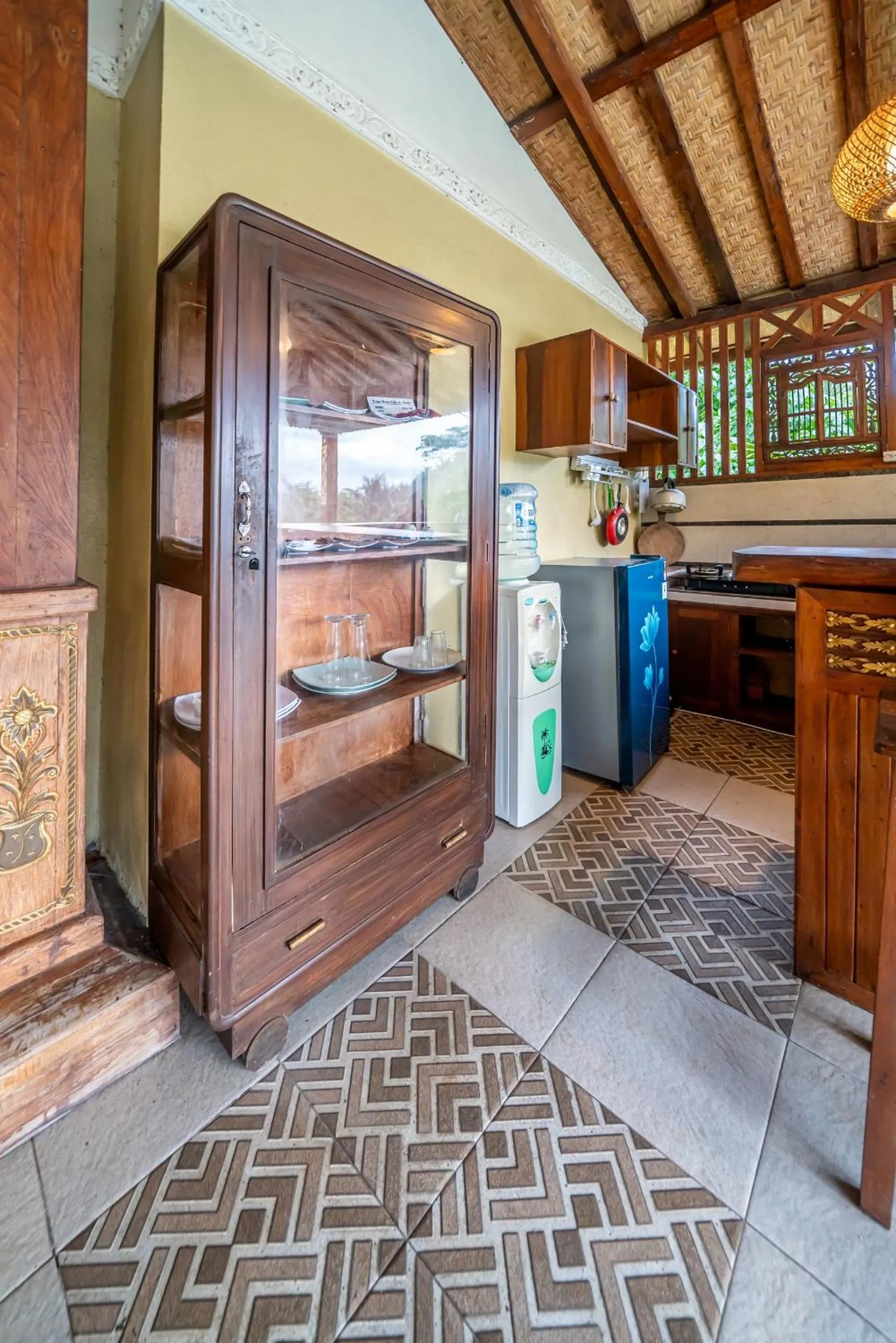 Kitchen or kitchenette in Yoga Maya Villa