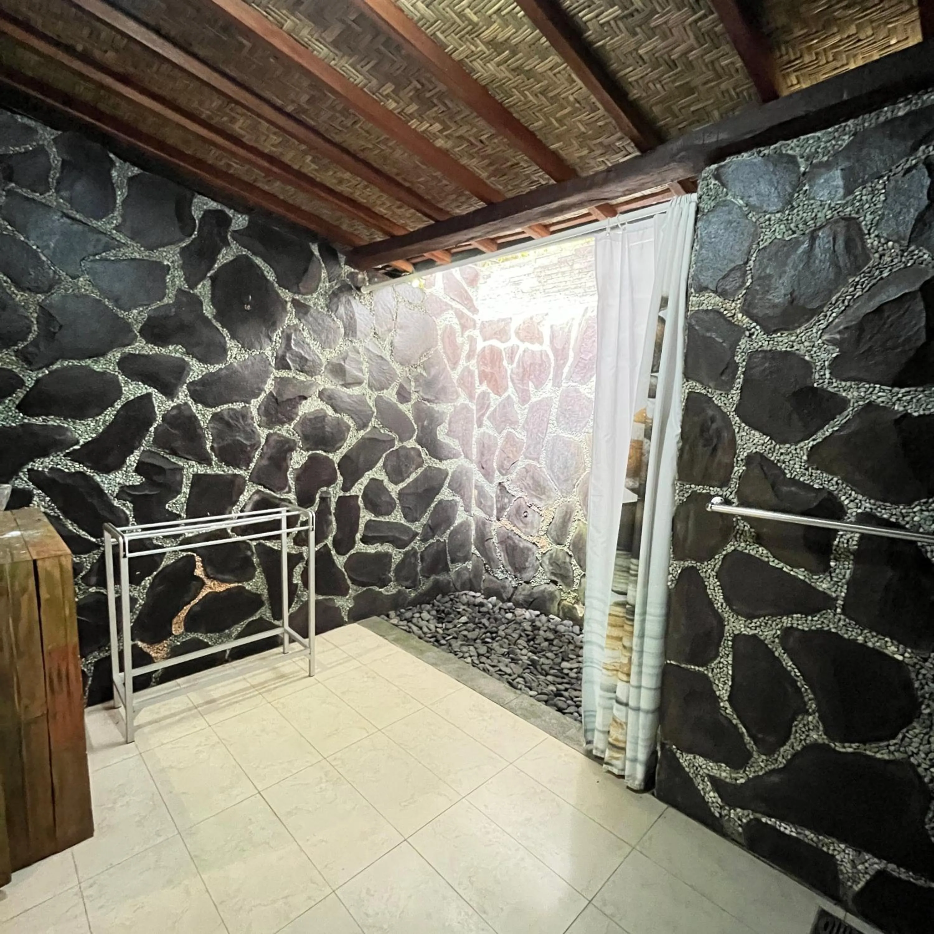 Bathroom in Yoga Maya Villa