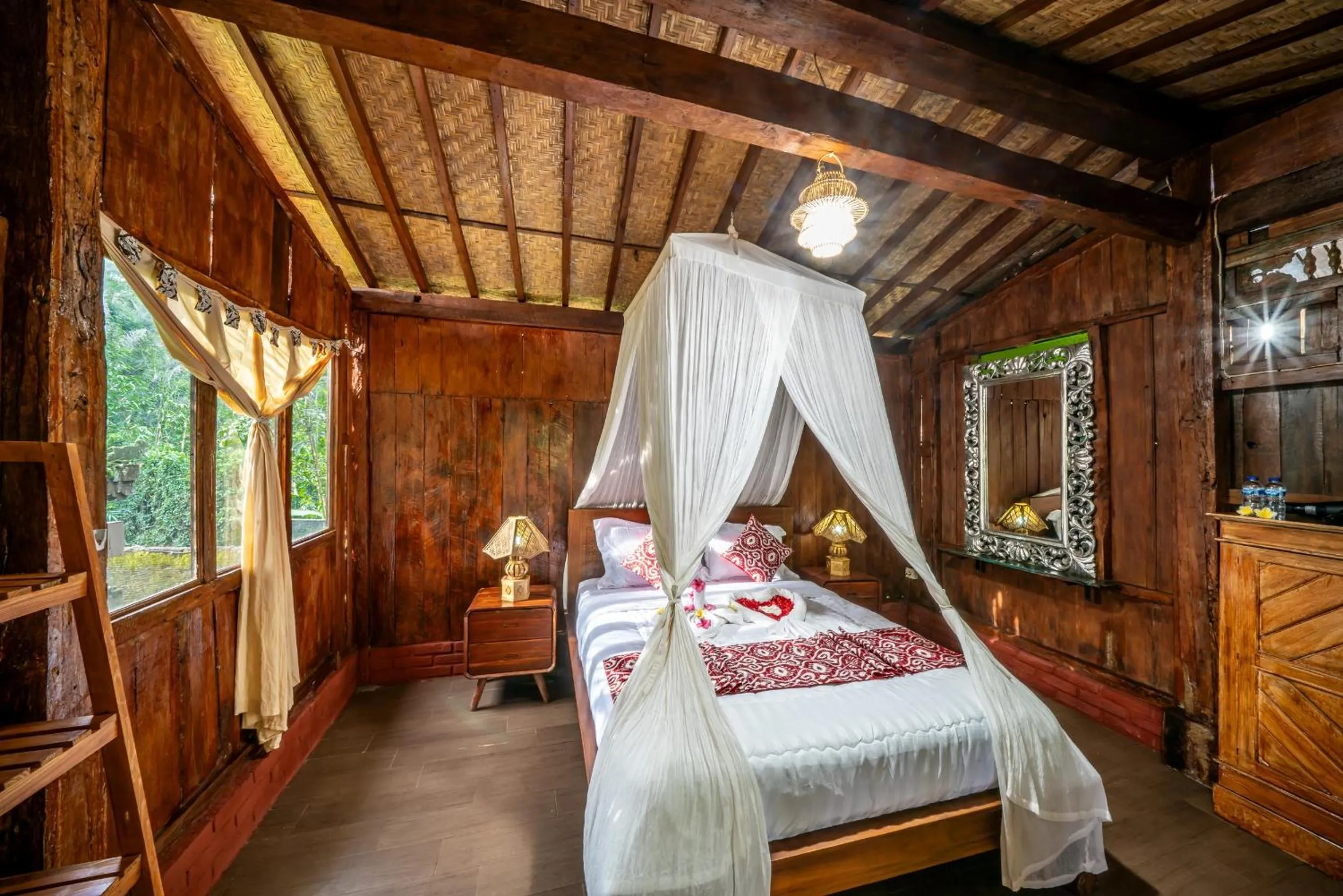 Bed in Yoga Maya Villa