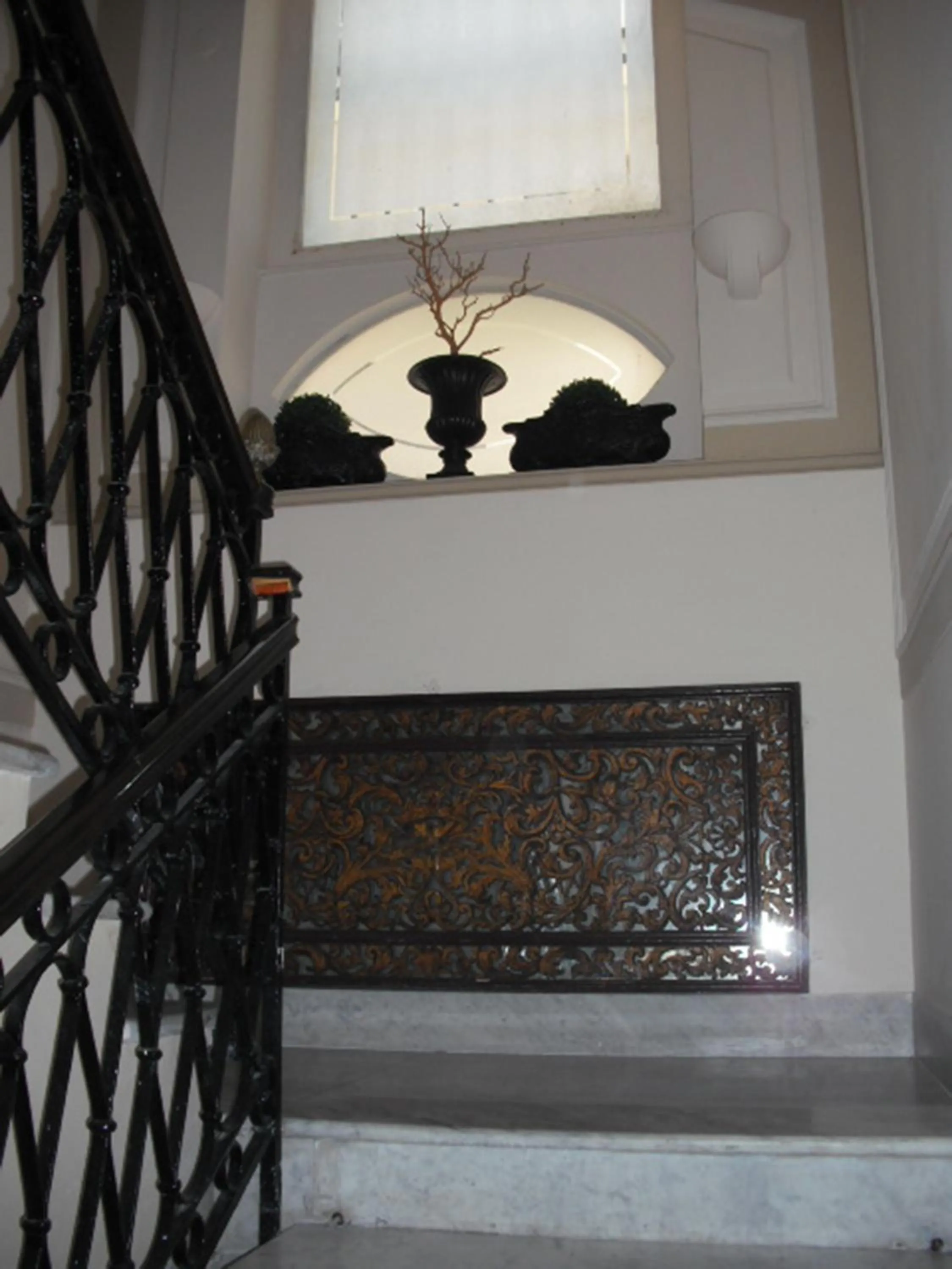 Decorative detail in Casa Rubinacci