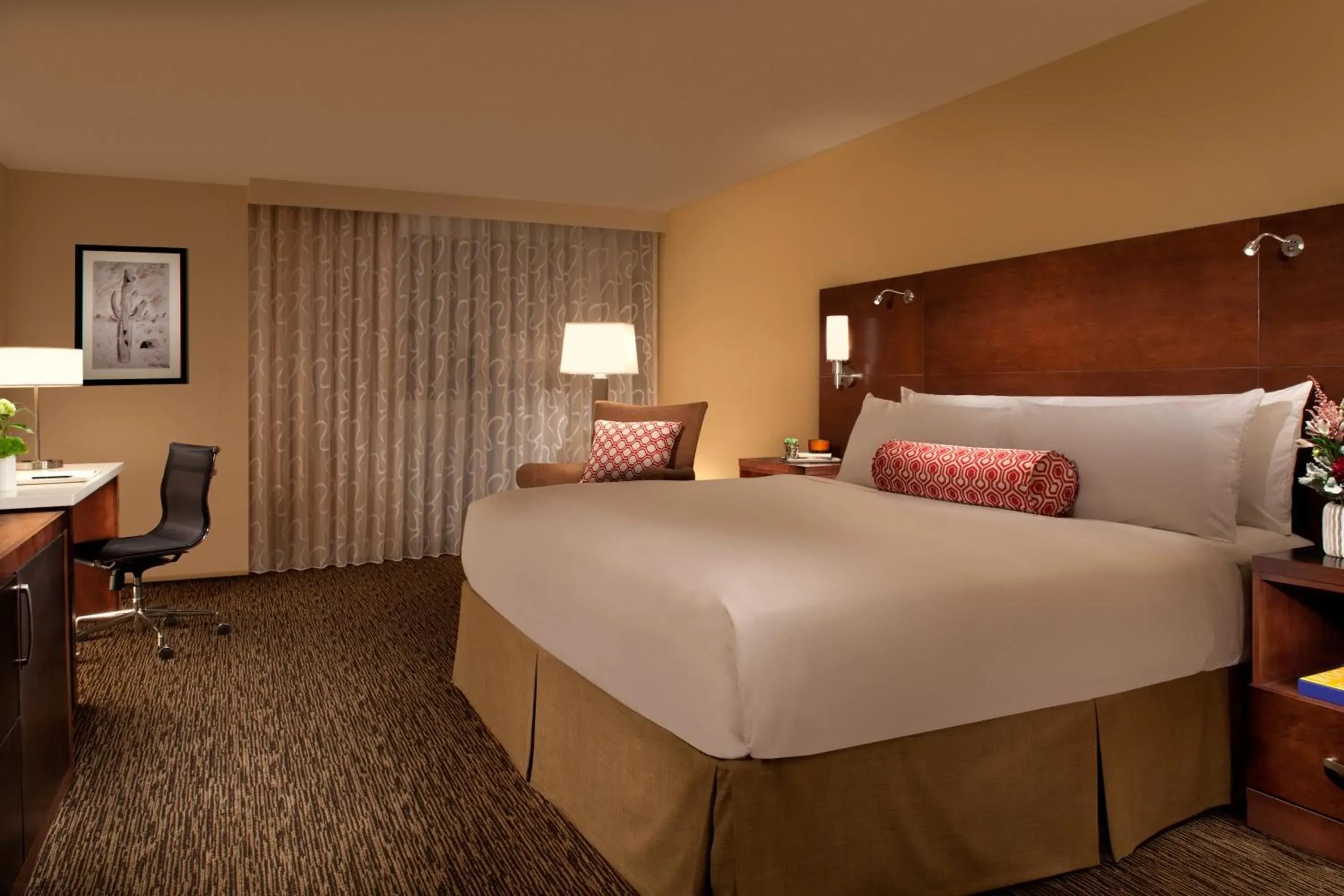 Night, Bed in The McCormick Scottsdale Night, Bed in The McCormick Scottsdale