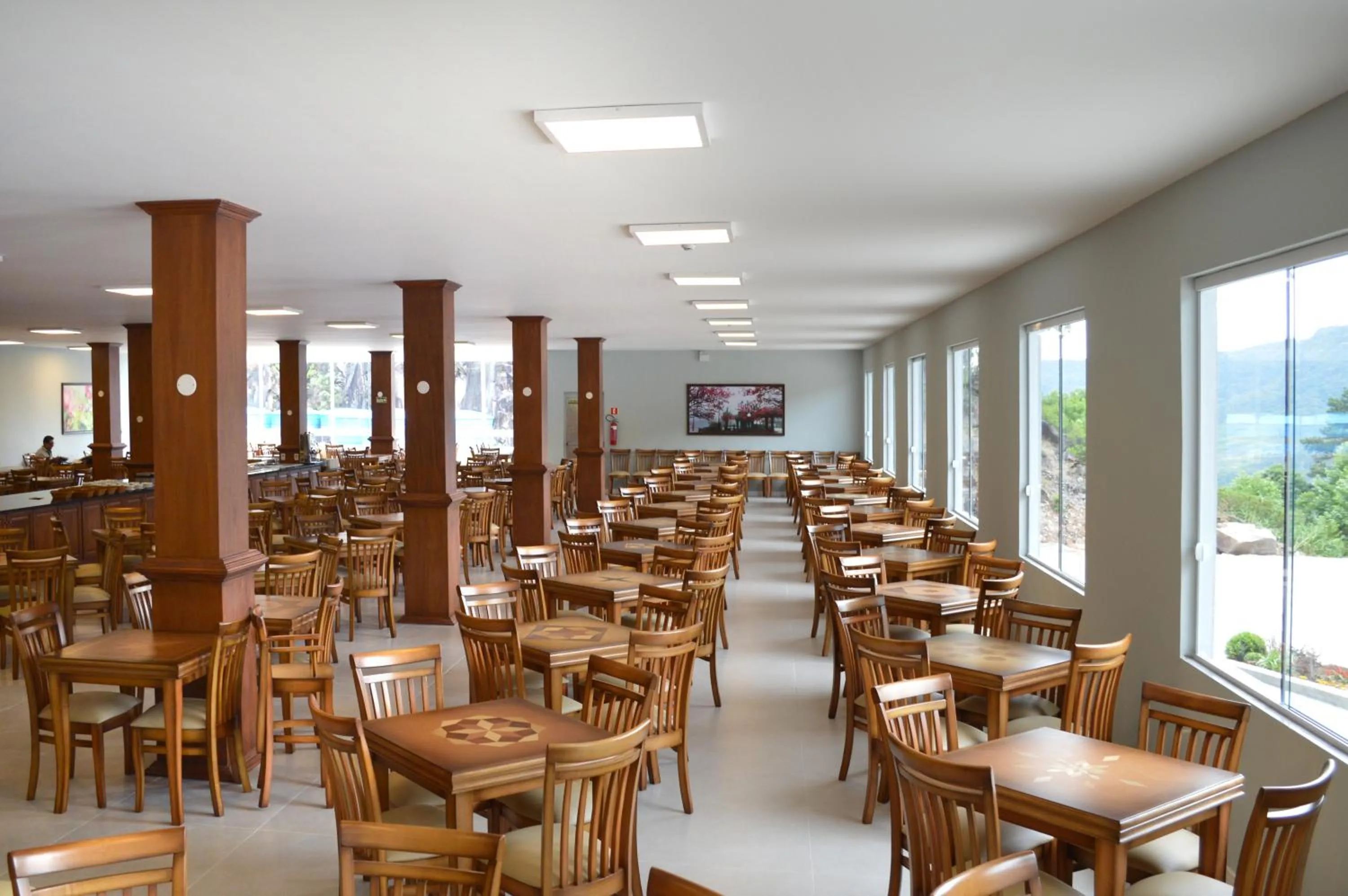 Restaurant/places to eat in Sky Palace Hotel