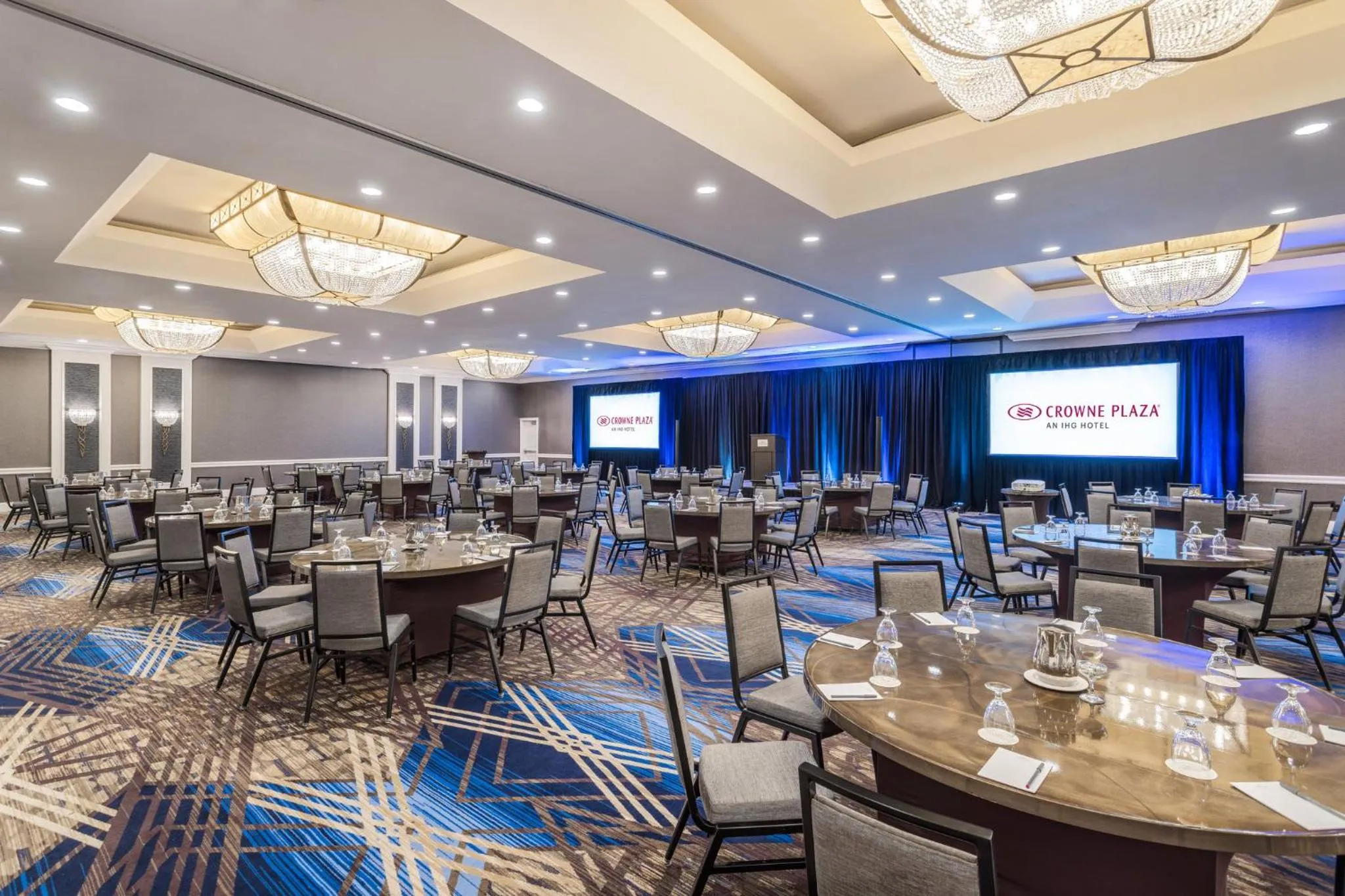 Meeting/conference room in Crowne Plaza Annapolis by IHG