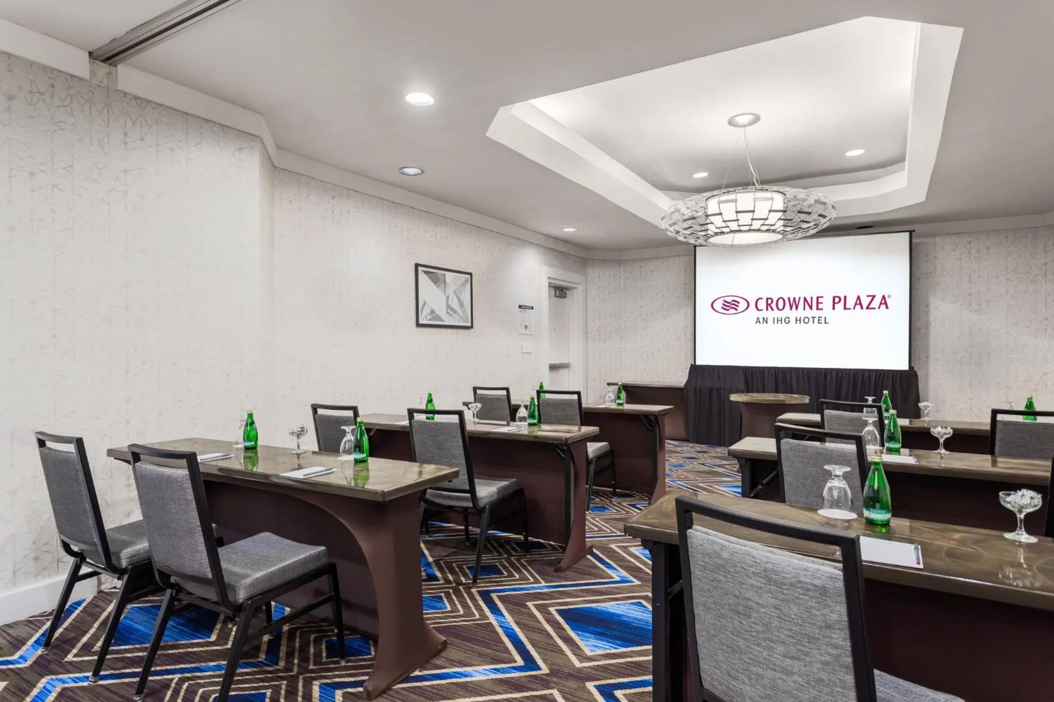 Meeting/conference room in Crowne Plaza Annapolis by IHG