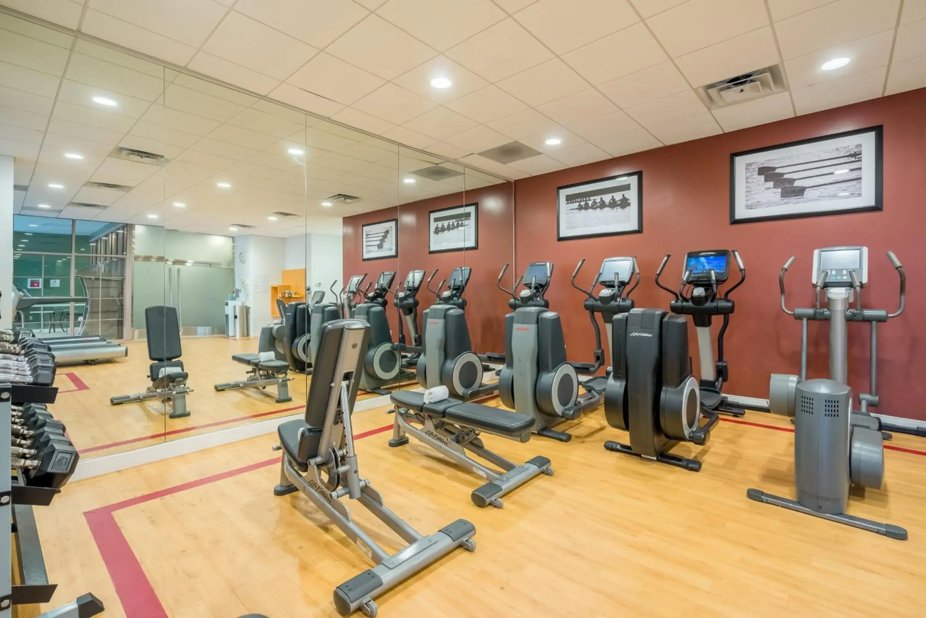 Fitness centre/facilities in Crowne Plaza Annapolis by IHG Fitness centre/facilities in Crowne Plaza Annapolis by IHG