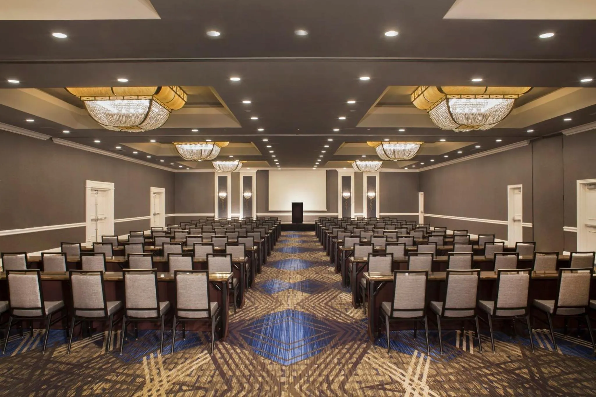 Meeting/conference room in Crowne Plaza Annapolis by IHG
