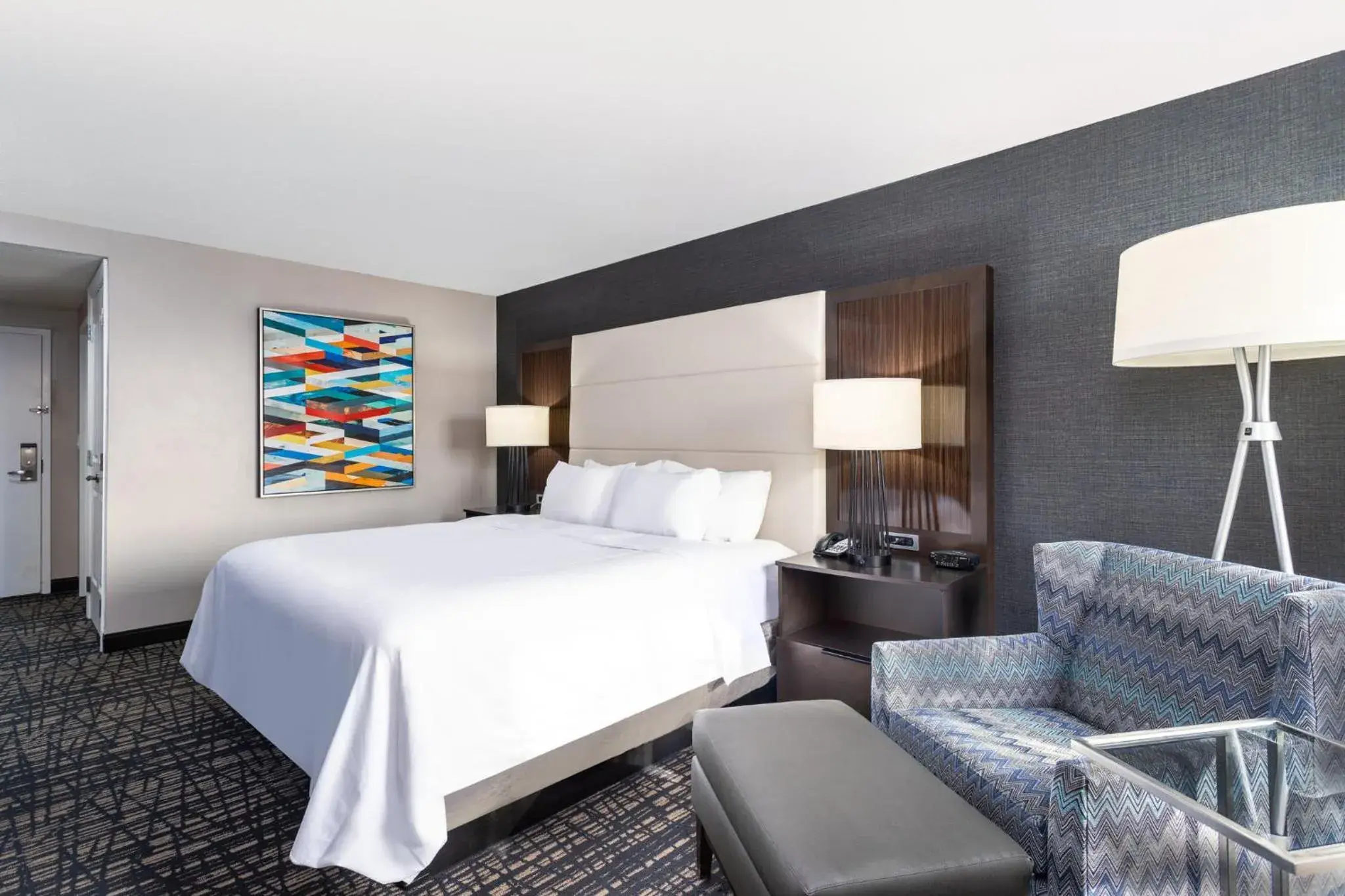 Standard King Room in Crowne Plaza Annapolis by IHG Standard King Room in Crowne Plaza Annapolis by IHG