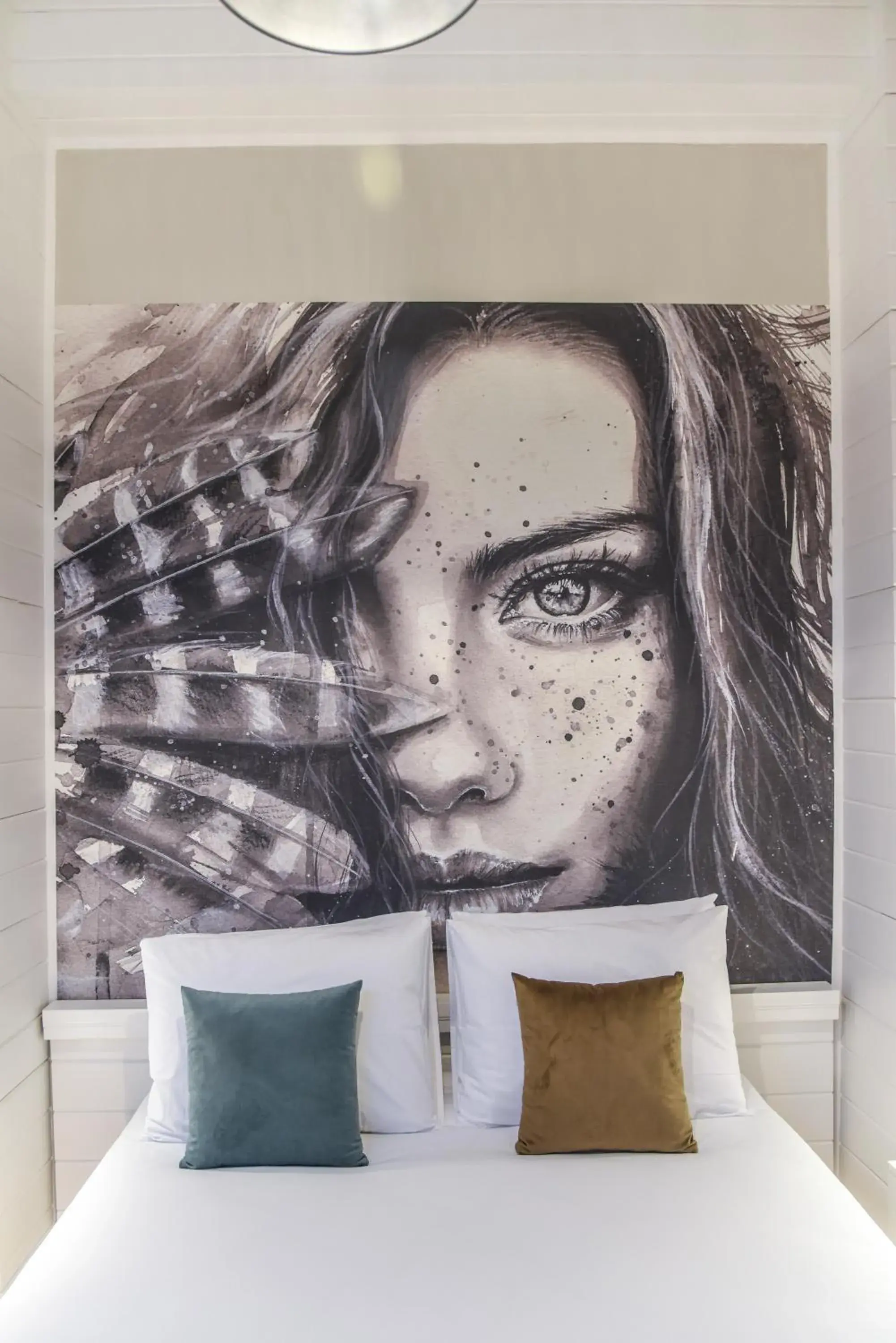 Bed in LUXIR HOTEL Bed in LUXIR HOTEL