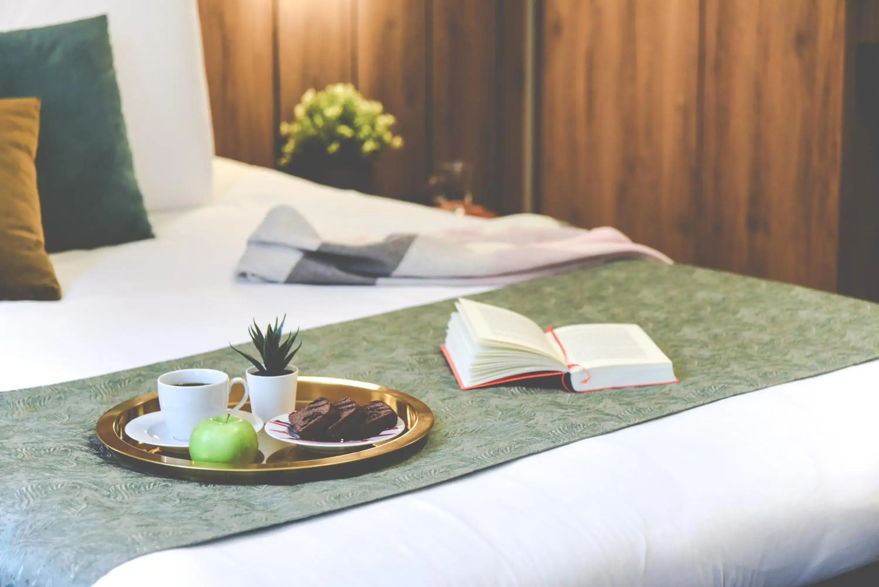 Bed in LUXIR HOTEL Bed in LUXIR HOTEL