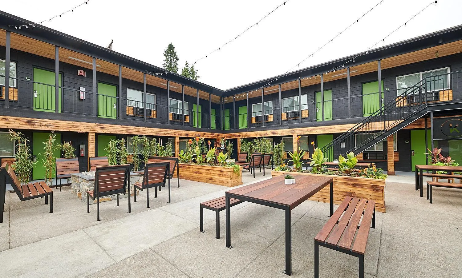 Patio in Kenton Hotel