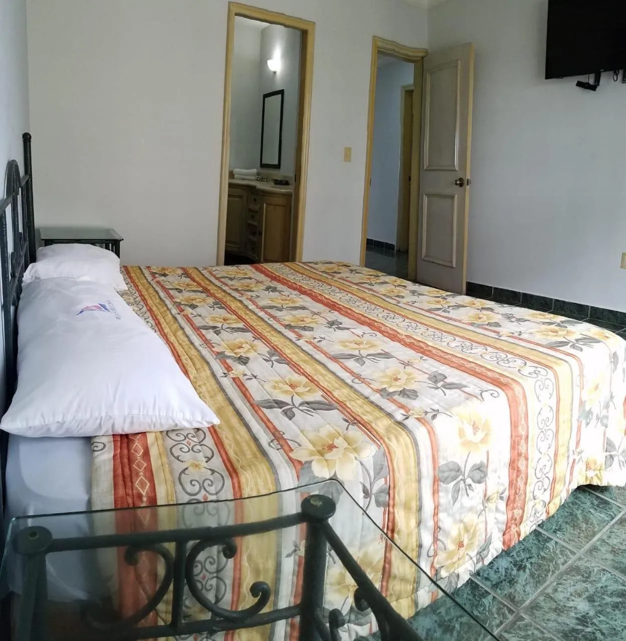 Bed in Hotel Playa María