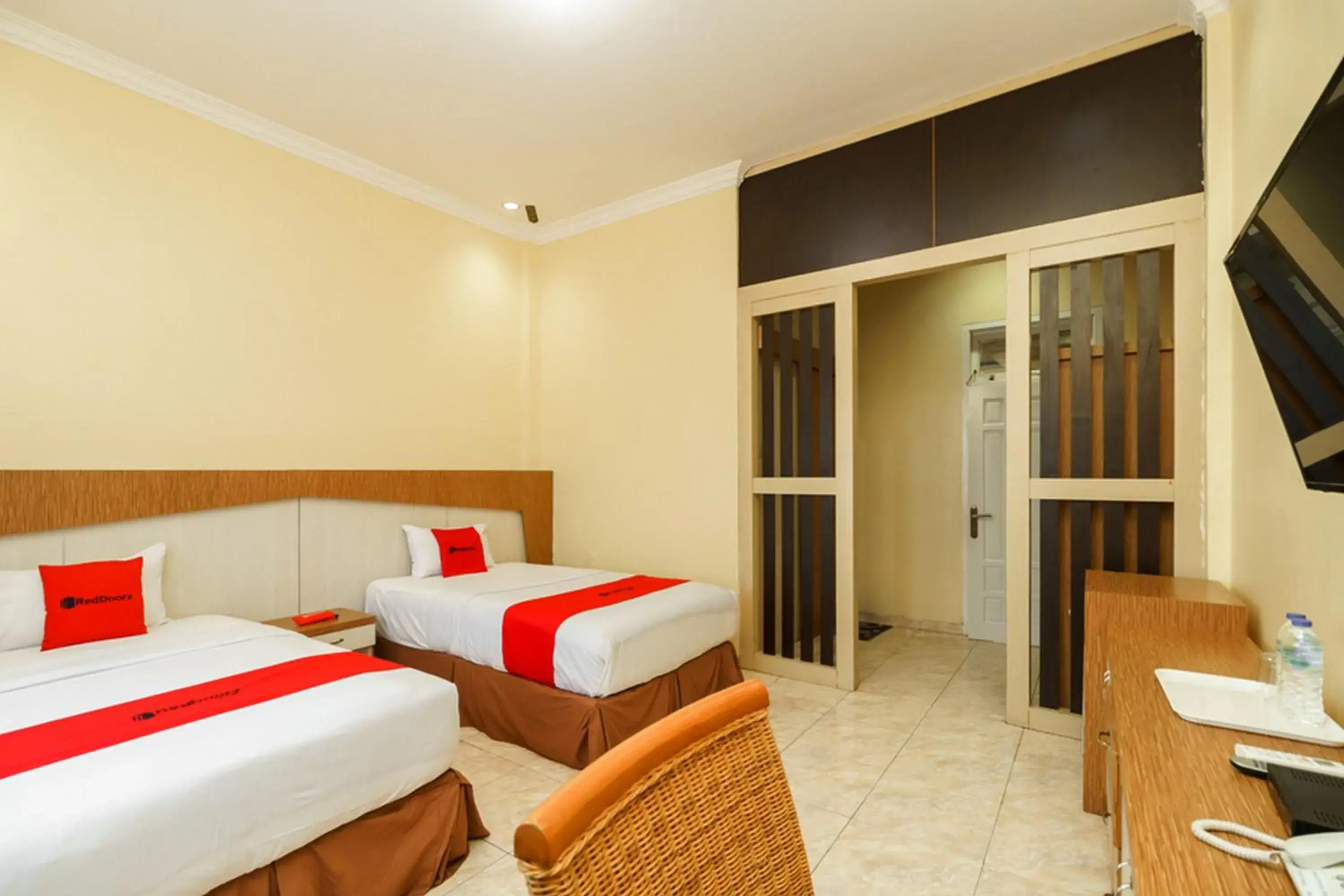 Bed in RedDoorz Plus @ Hotel Sempurna Watervang Lubuk Linggau Bed in RedDoorz Plus @ Hotel Sempurna Watervang Lubuk Linggau