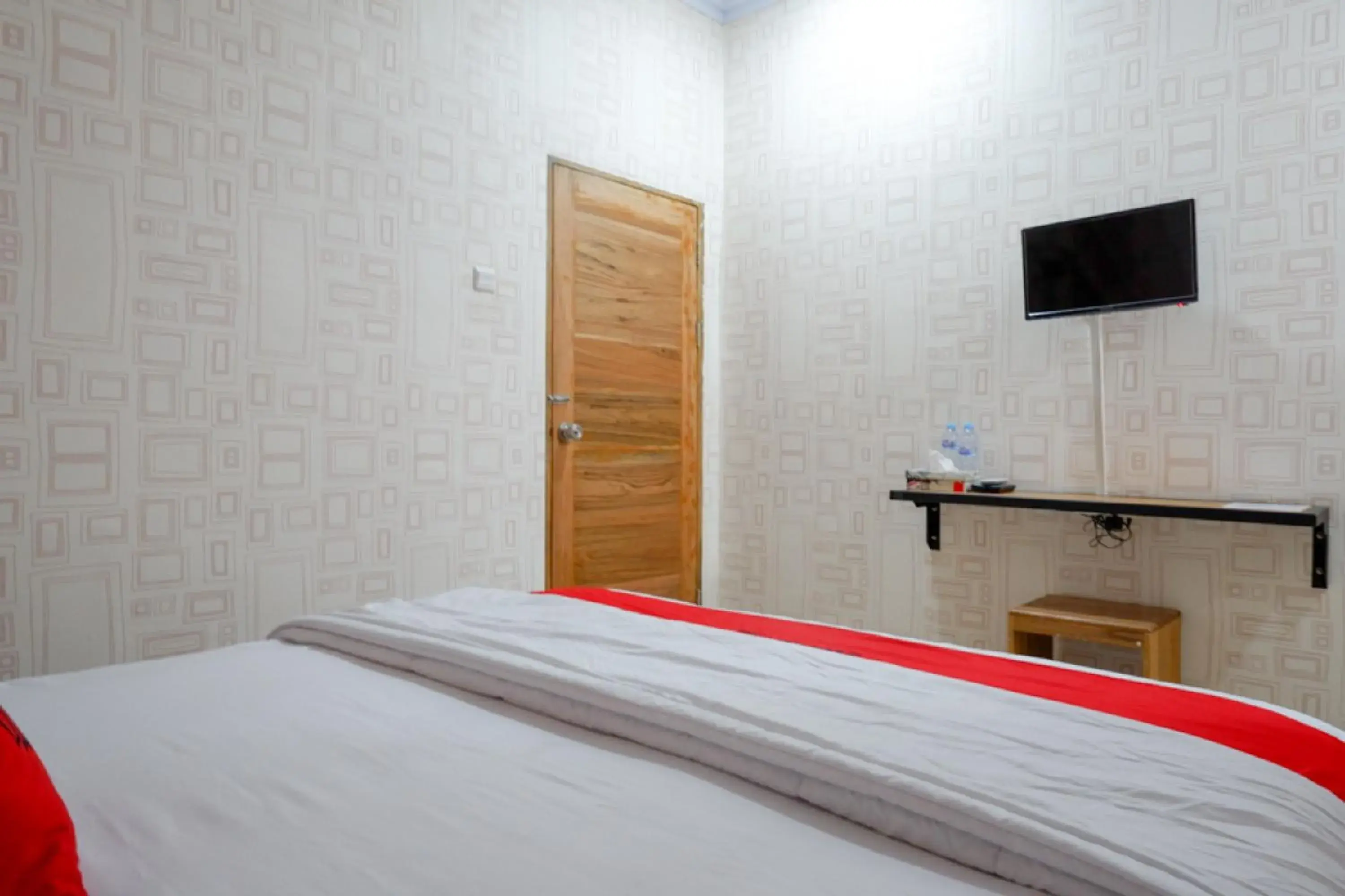 Bedroom, Bed in RedDoorz Syariah near Universitas Negeri Gorontalo 2 Bedroom, Bed in RedDoorz Syariah near Universitas Negeri Gorontalo 2