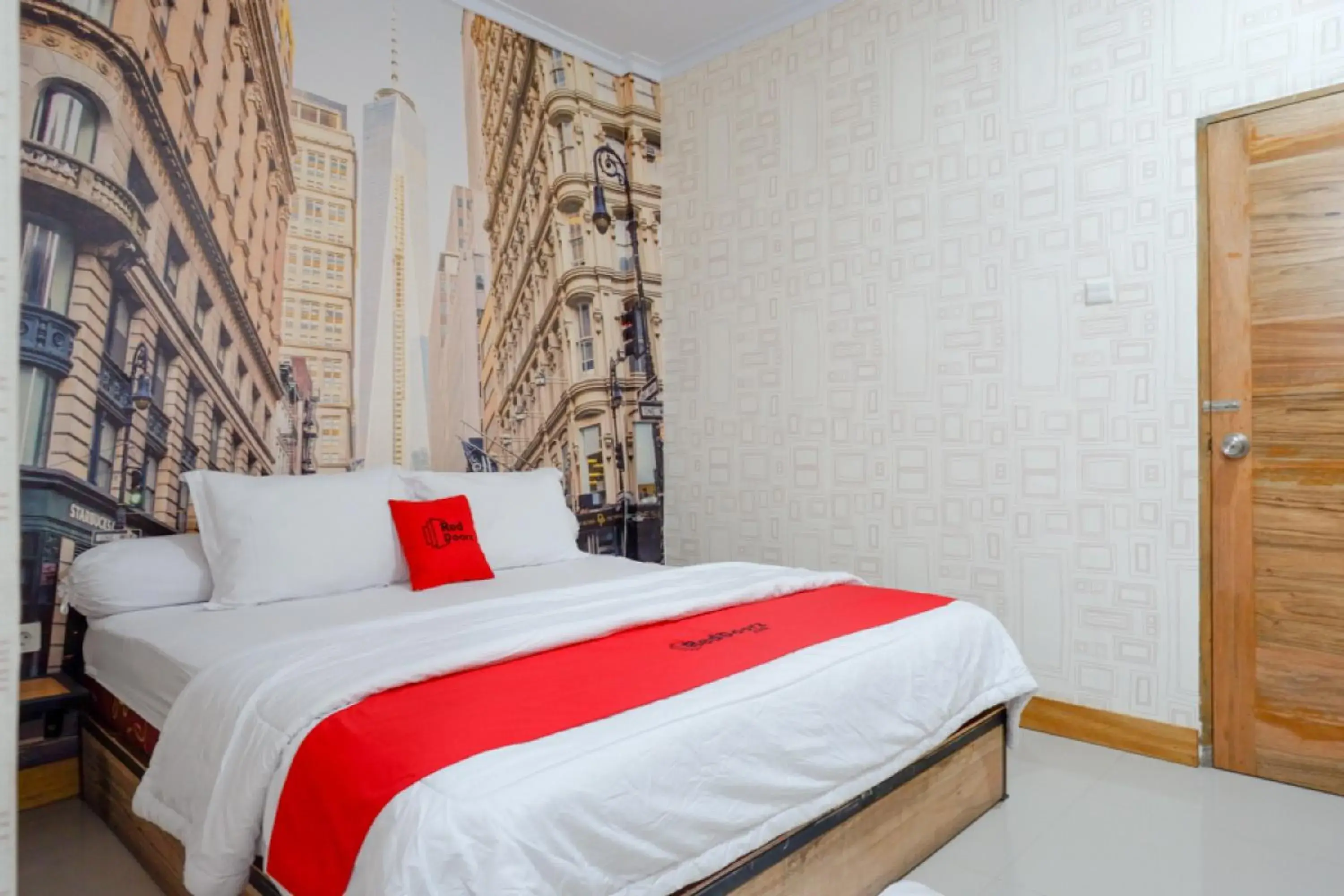 Bedroom, Bed in RedDoorz Syariah near Universitas Negeri Gorontalo 2 Bedroom, Bed in RedDoorz Syariah near Universitas Negeri Gorontalo 2