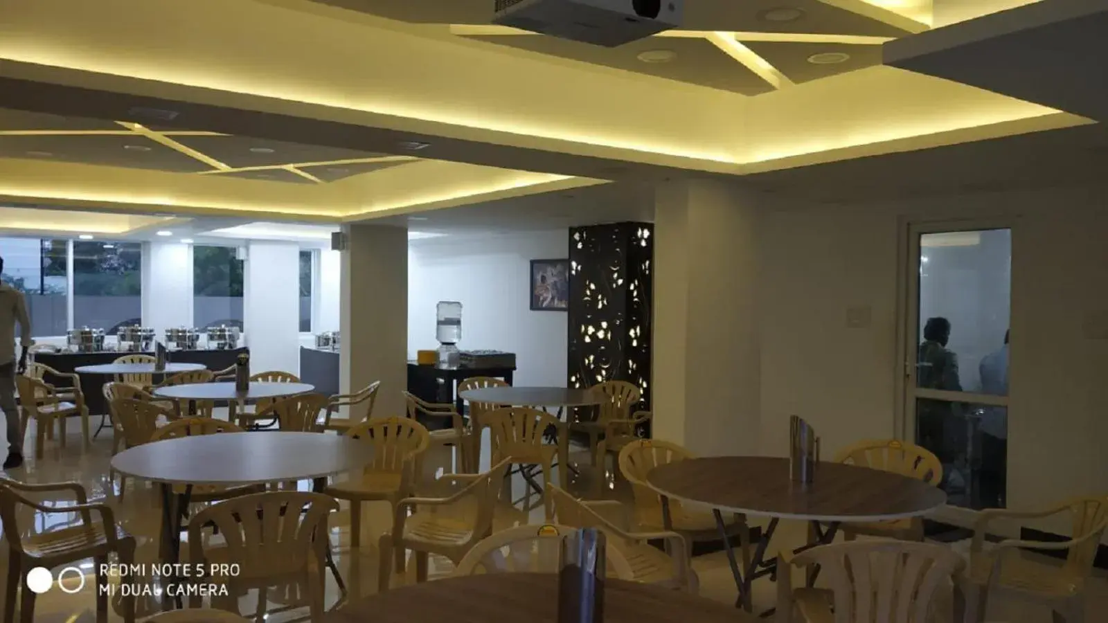 Restaurant/places to eat in Viswa Residency by Azalea Restaurant/places to eat in Viswa Residency by Azalea