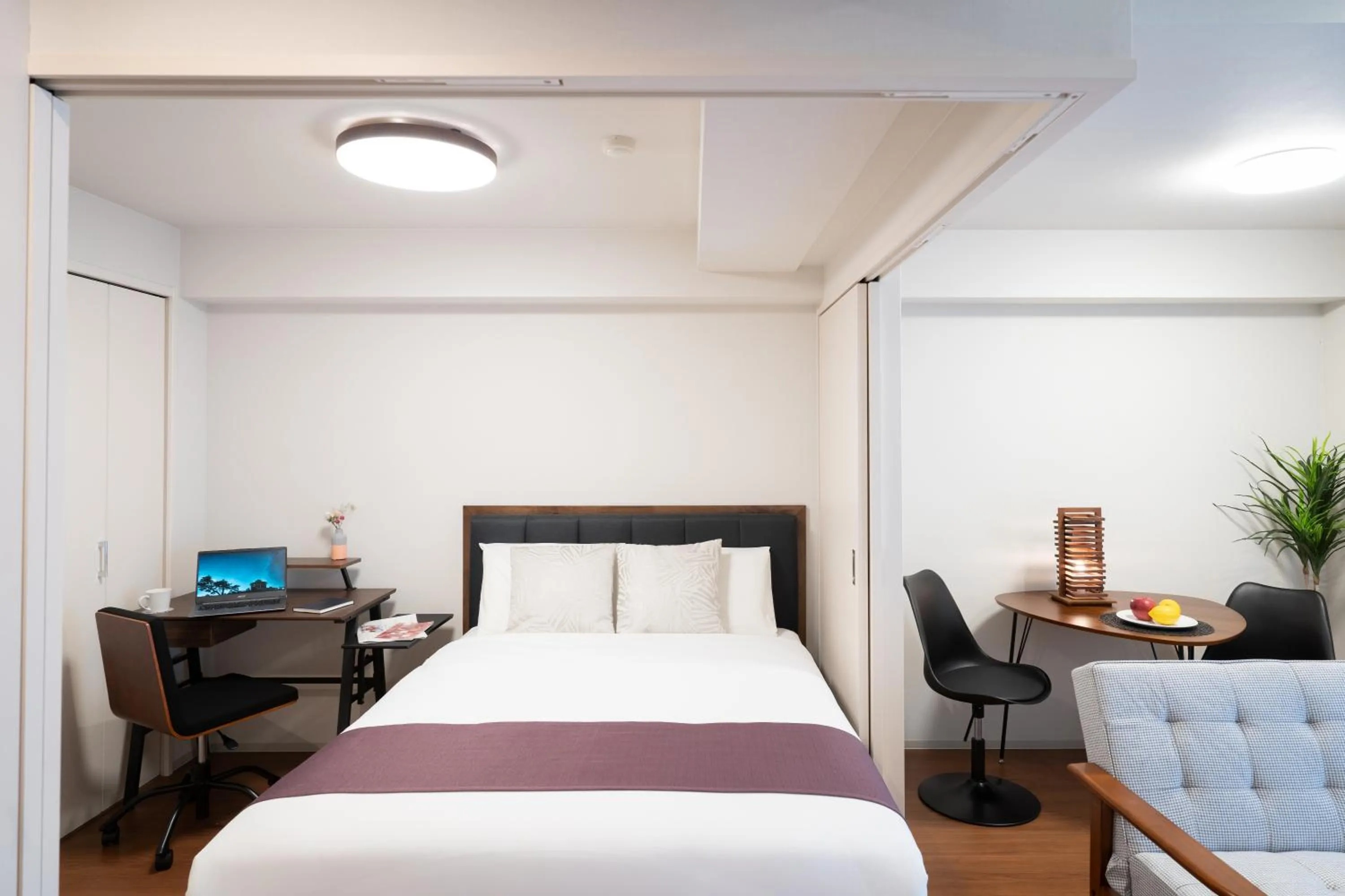 Bed in BON Condominium Umeda