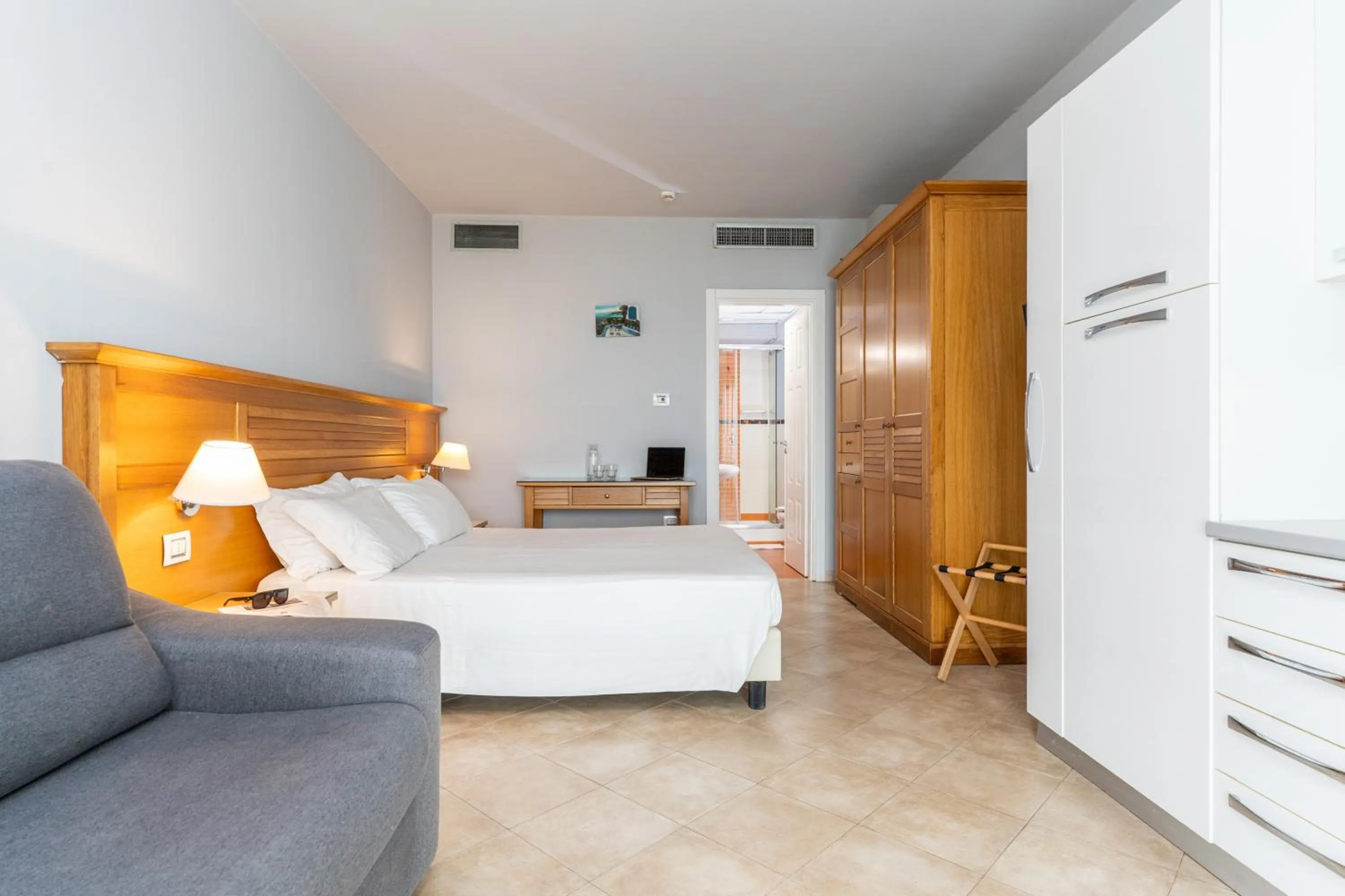 Bed in Santa Monica Resort