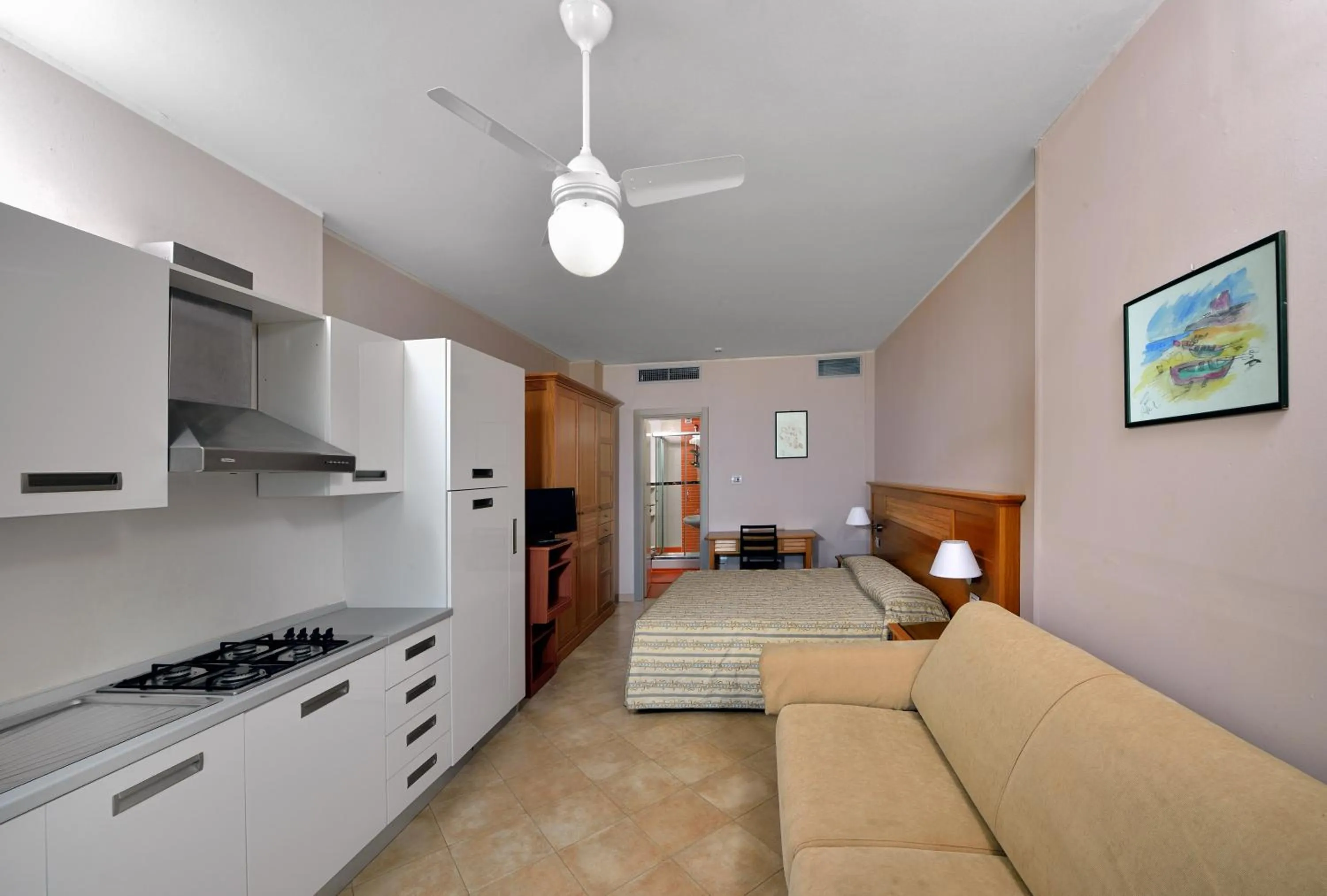 Bedroom in Santa Monica Resort