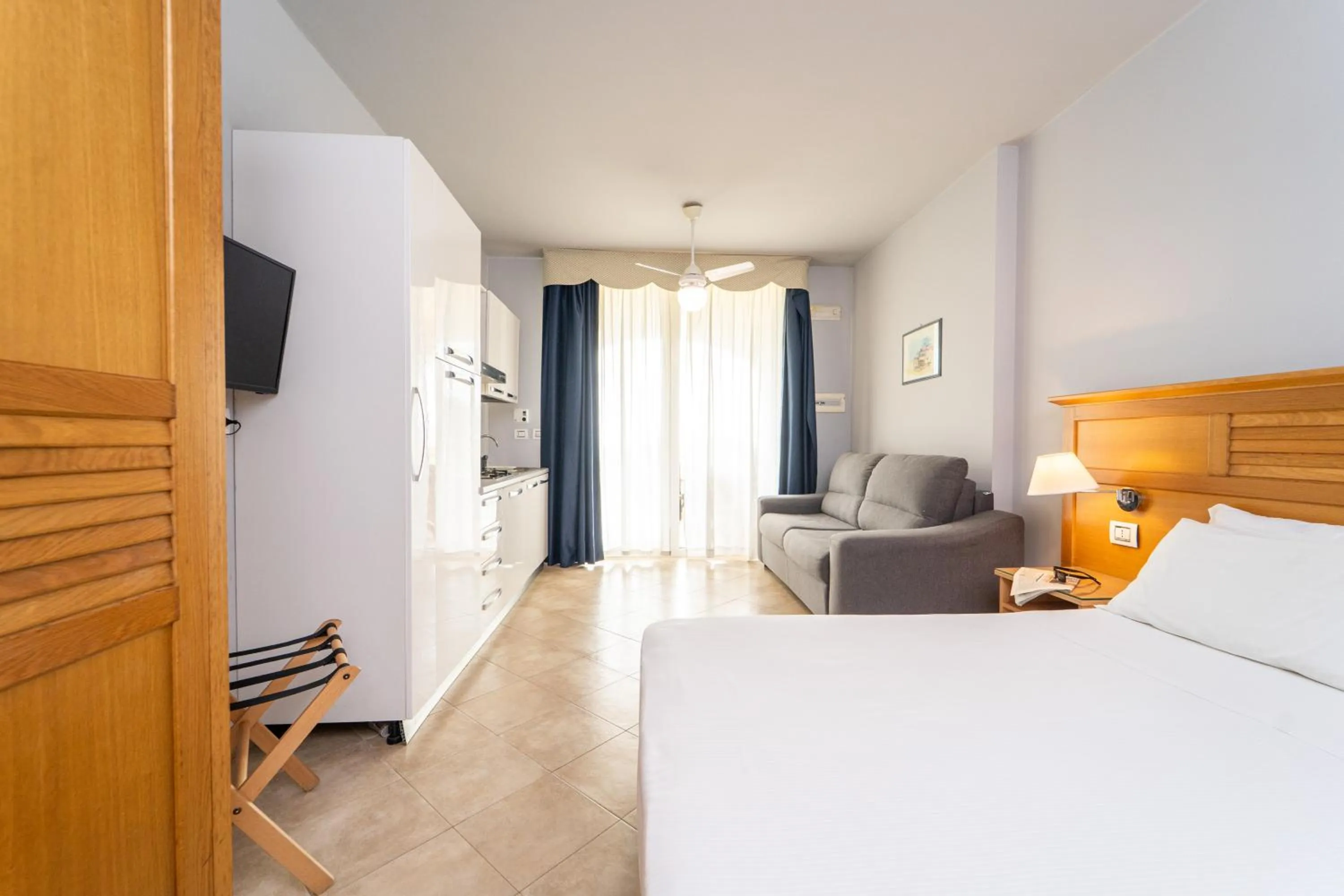 Bed in Santa Monica Resort