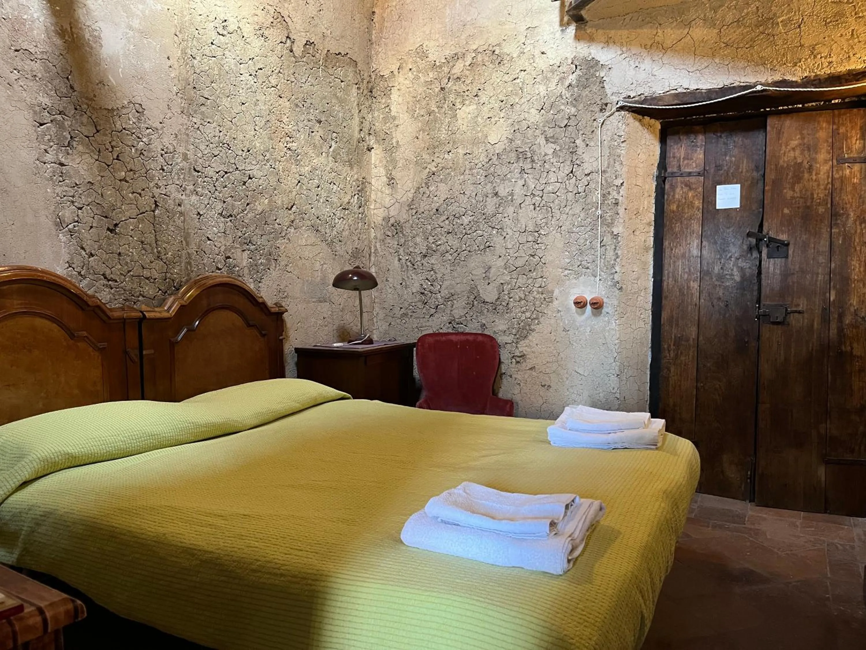 Bedroom, Bed in La Preta Nera