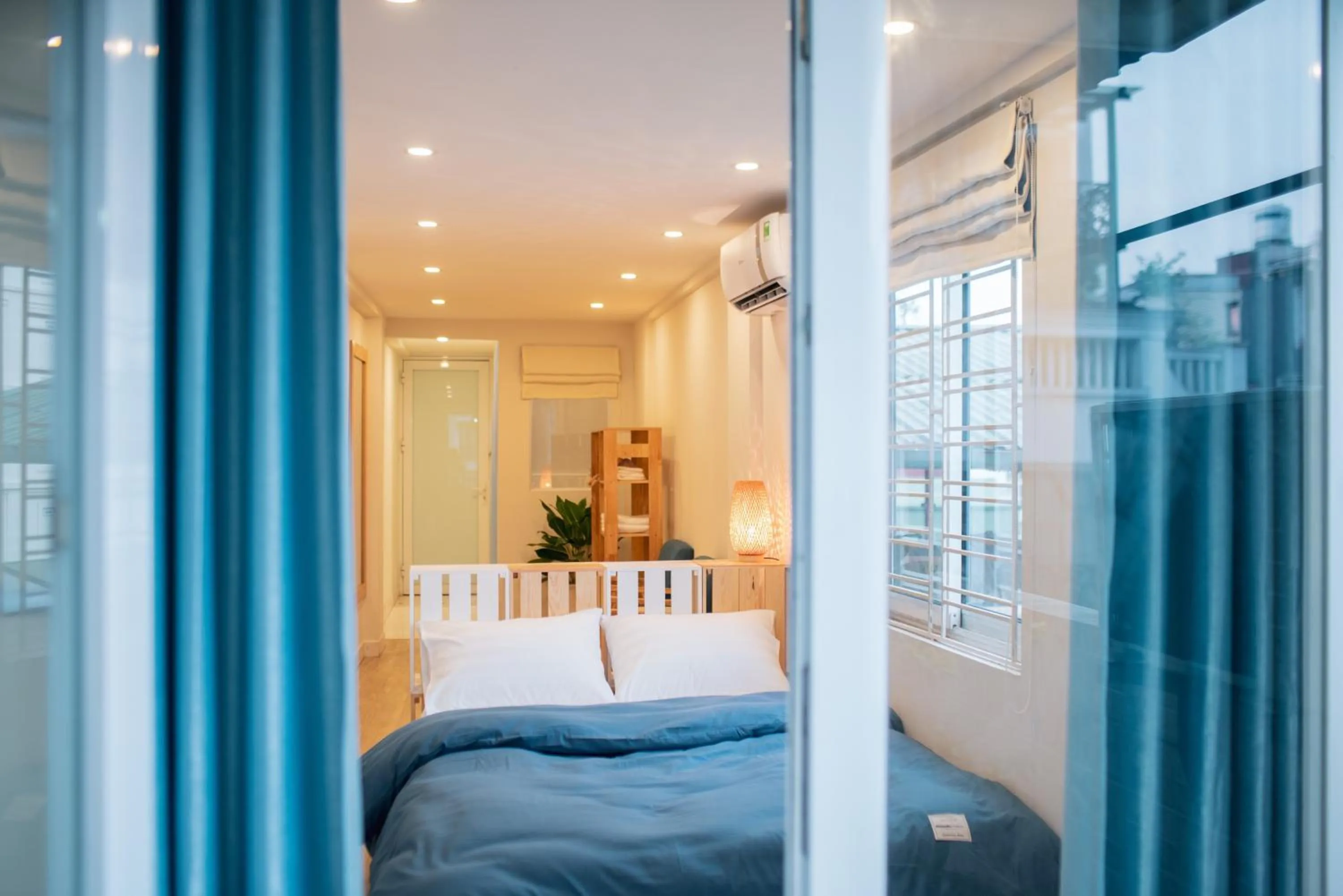 Bed in Graffiti Hotel