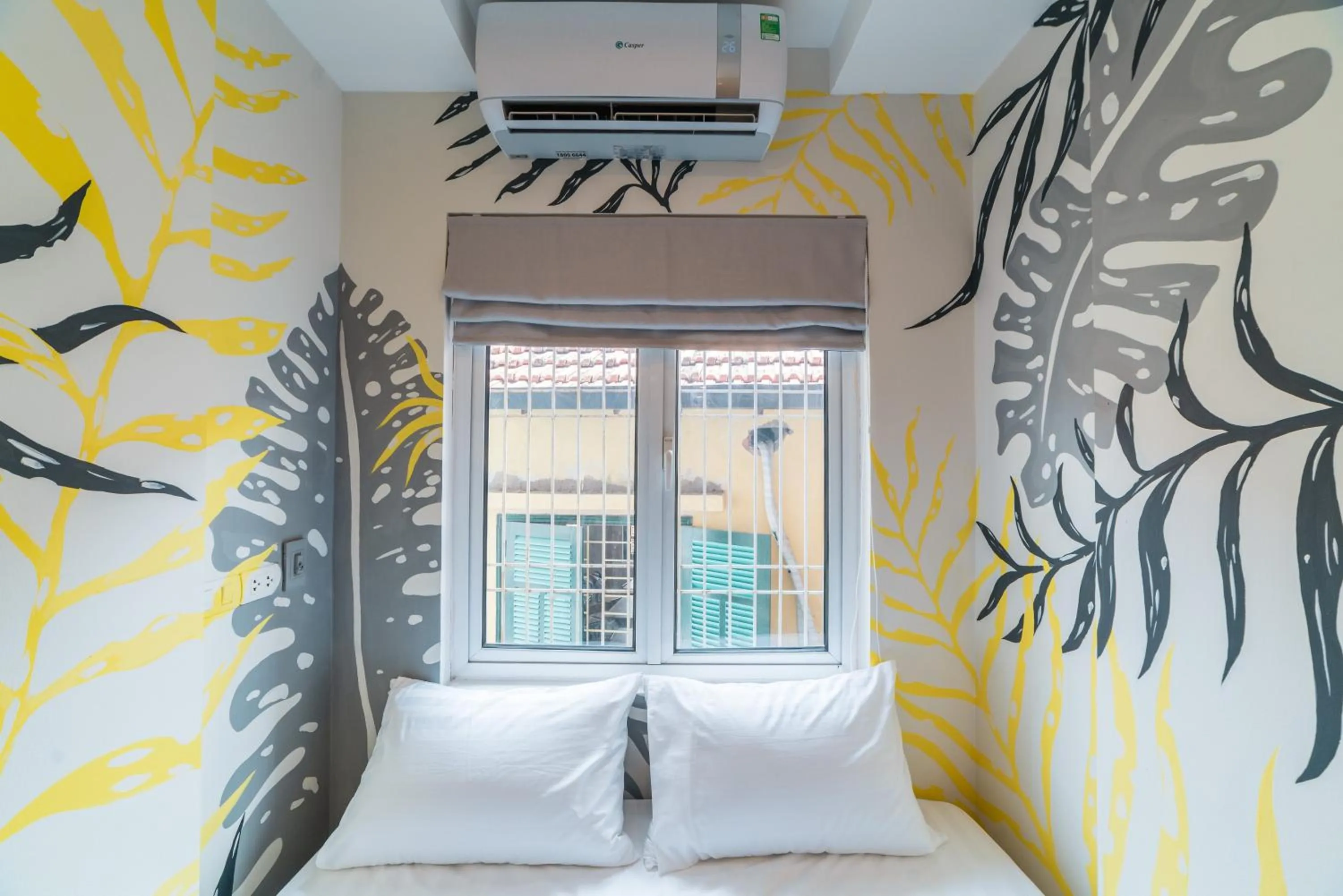 Bed in Graffiti Hotel