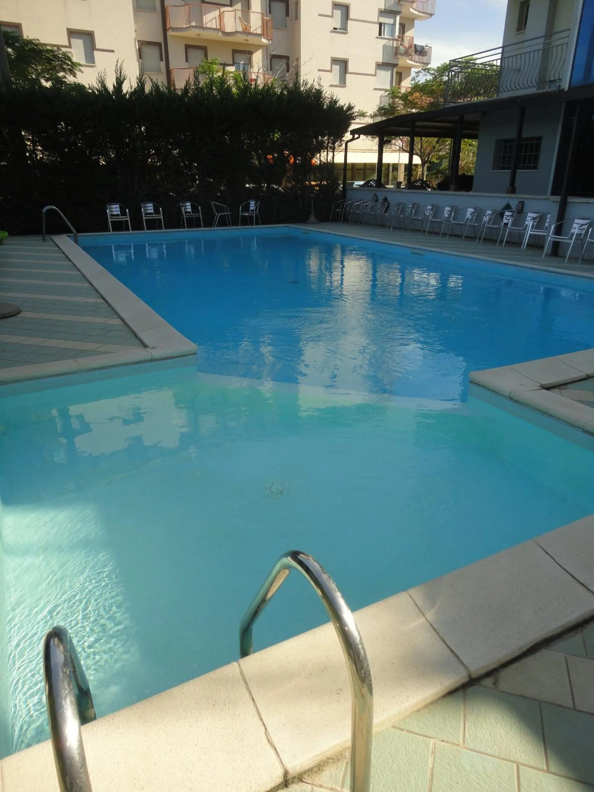 Swimming pool in Hotel Al Ragno