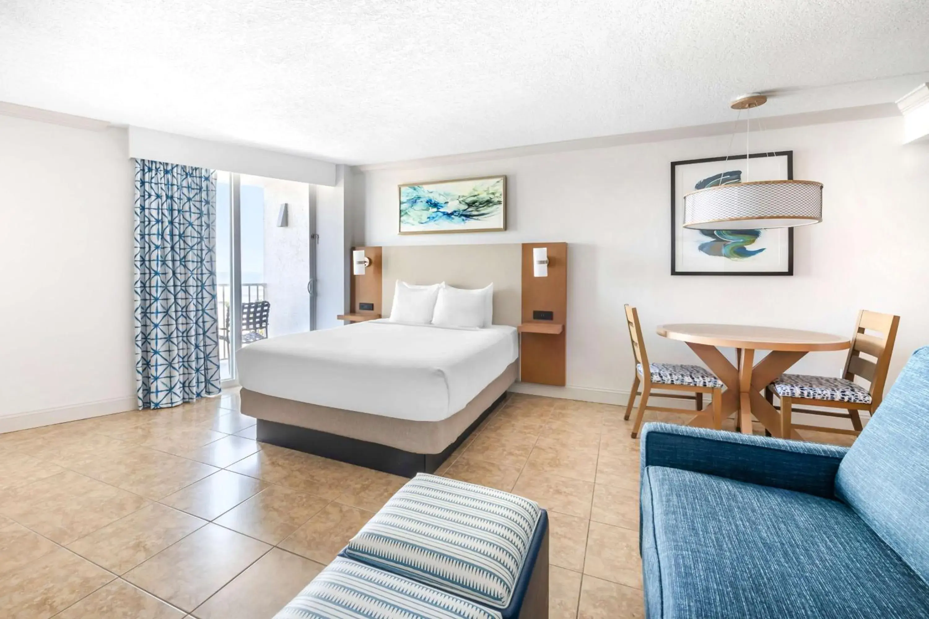 Studio 1 Queen with Sofabed in Hilton Vacation Club The Cove on Ormond Beach Studio 1 Queen with Sofabed in Hilton Vacation Club The Cove on Ormond Beach