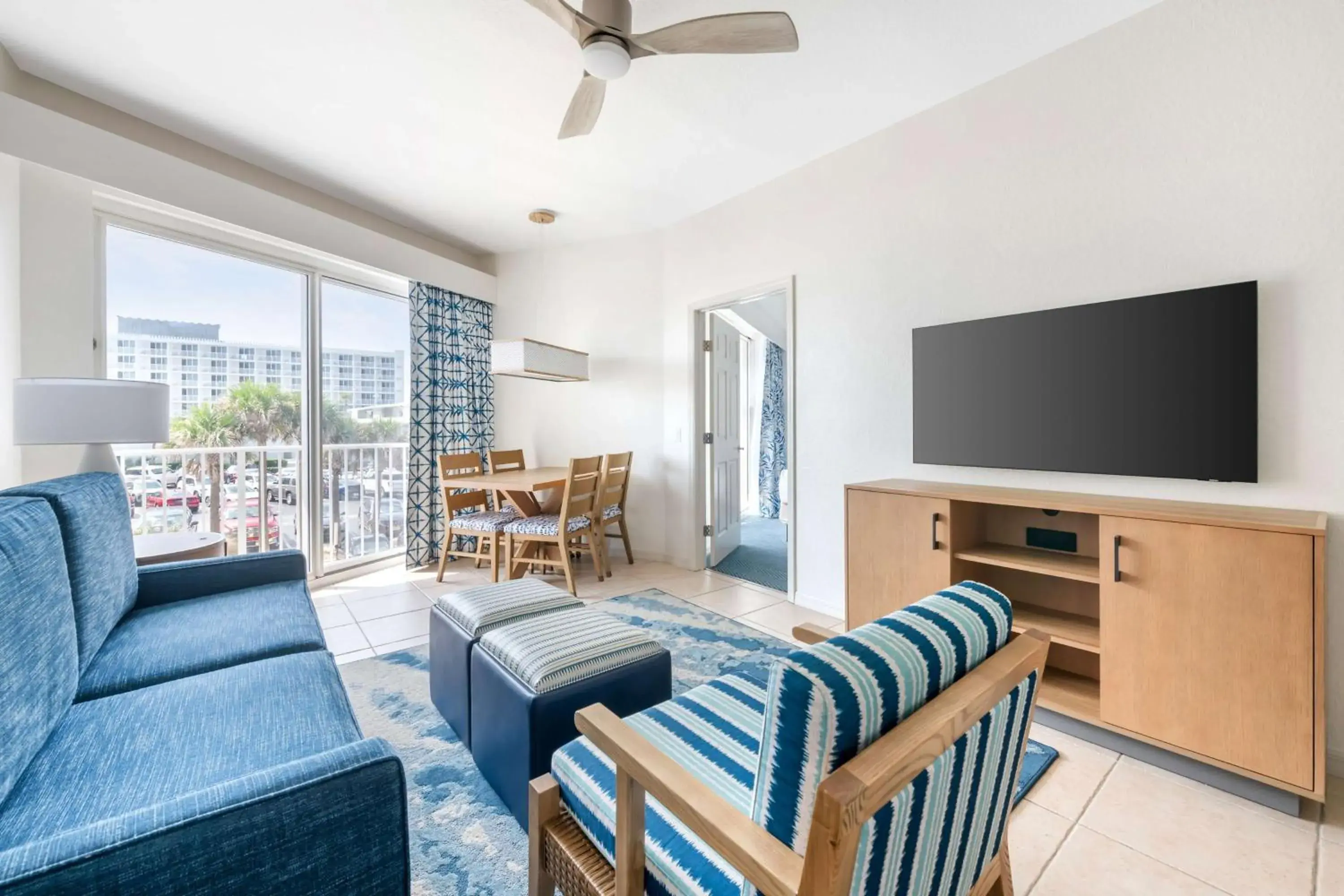 Two-Bedroom Suite with Balcony in Hilton Vacation Club The Cove on Ormond Beach Two-Bedroom Suite with Balcony in Hilton Vacation Club The Cove on Ormond Beach